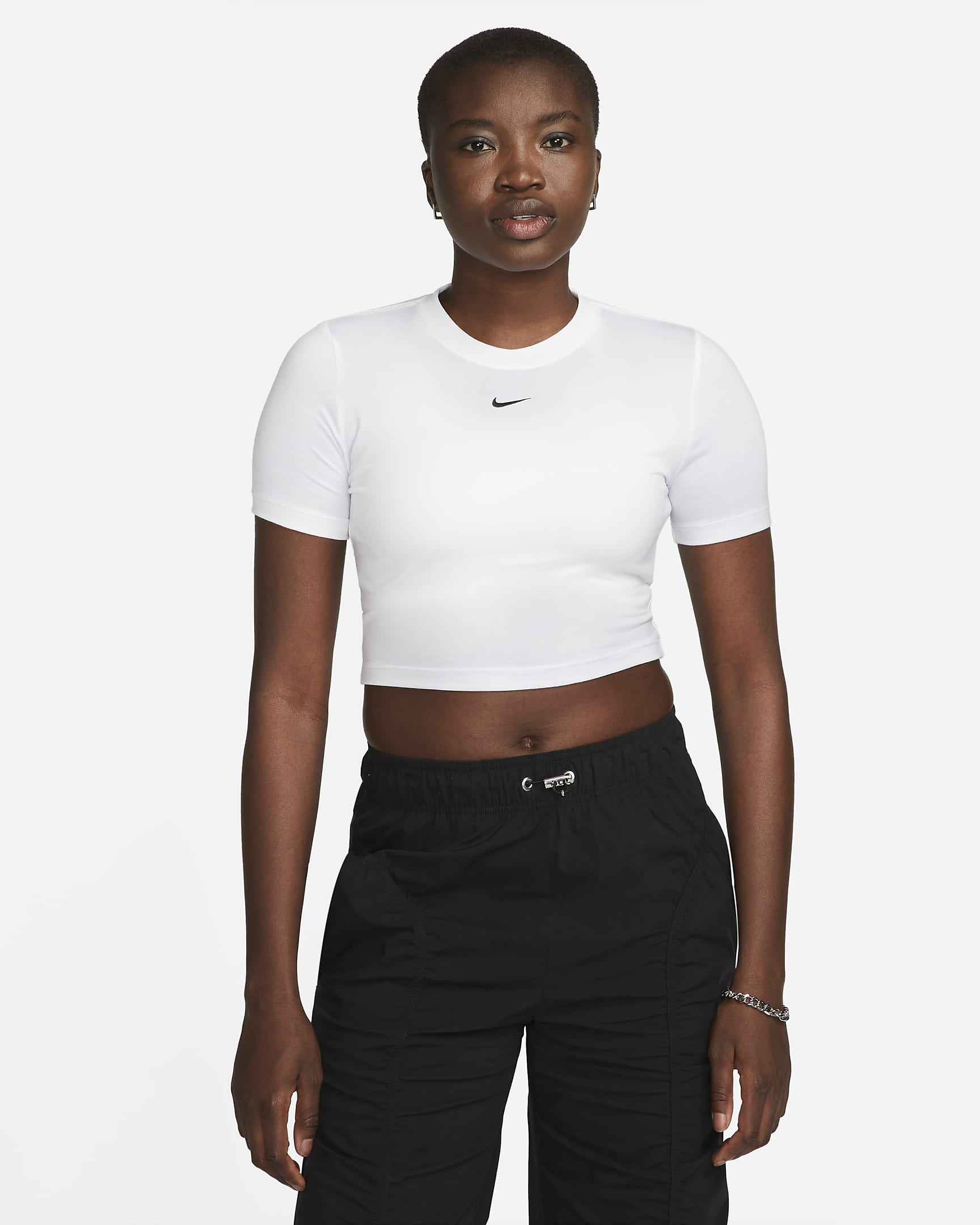 T-shirt slim court Nike Sportswear Essential pour femme - Blanc/Noir