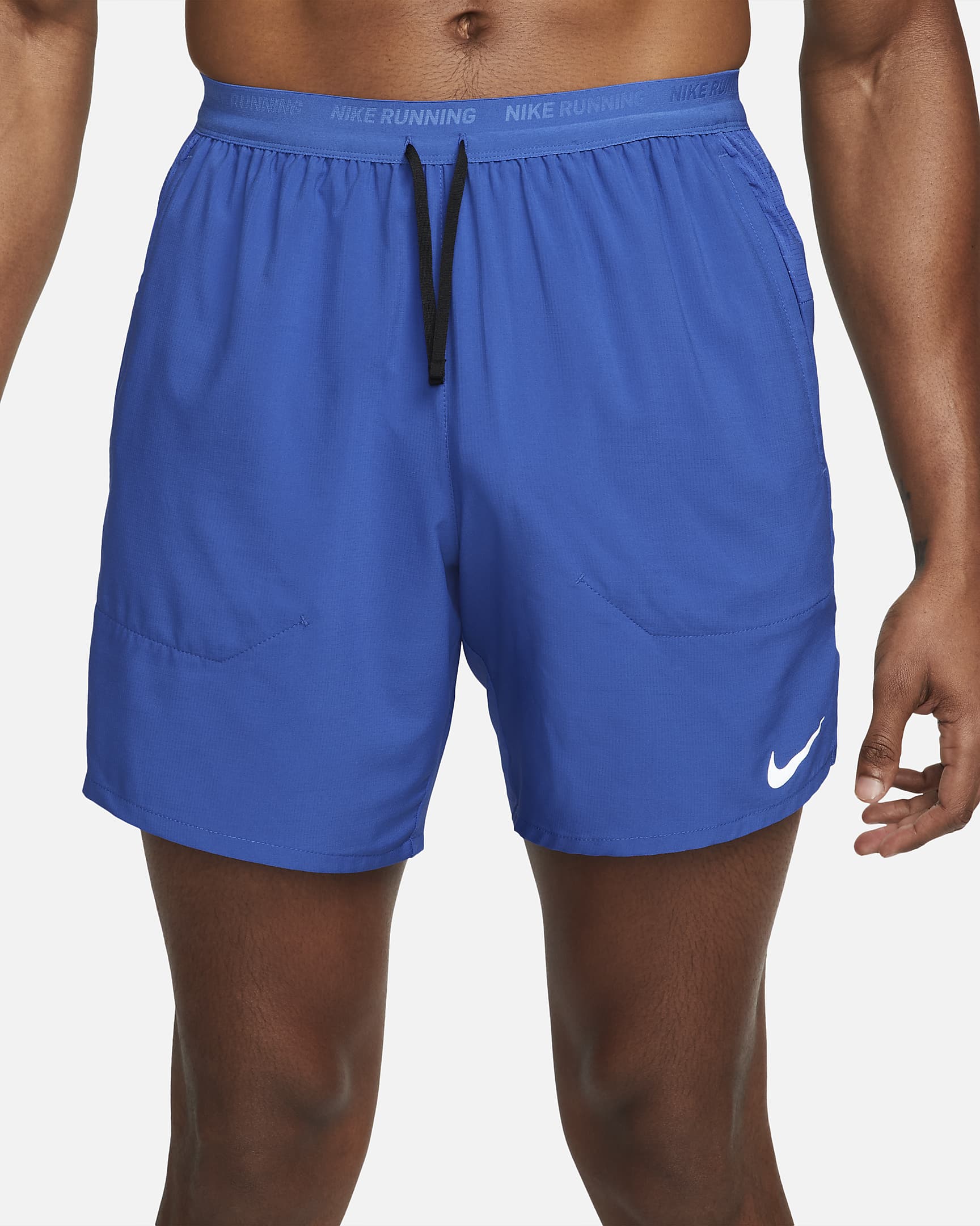 Shorts de running sin forro Dri-FIT de 18 cm para hombre Nike Stride - Royal juego/Negro