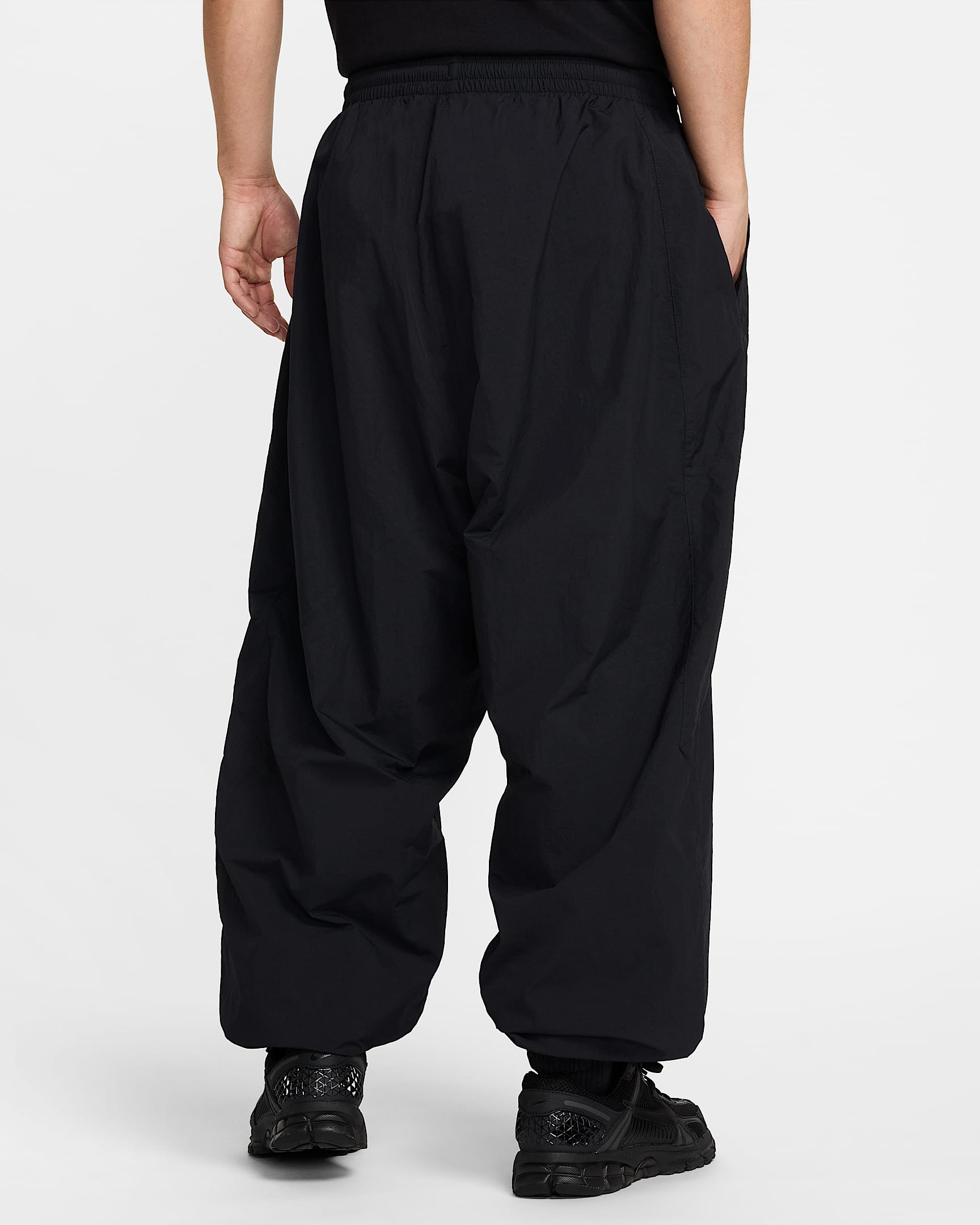Nike Club Men's Oversized Woven Tracksuit Bottoms