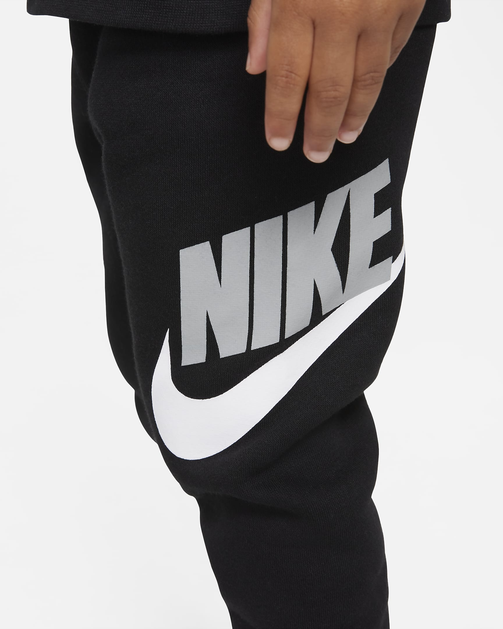 Nike-sæt med hættetrøje og joggers til småbørn - sort/Light Smoke Grey