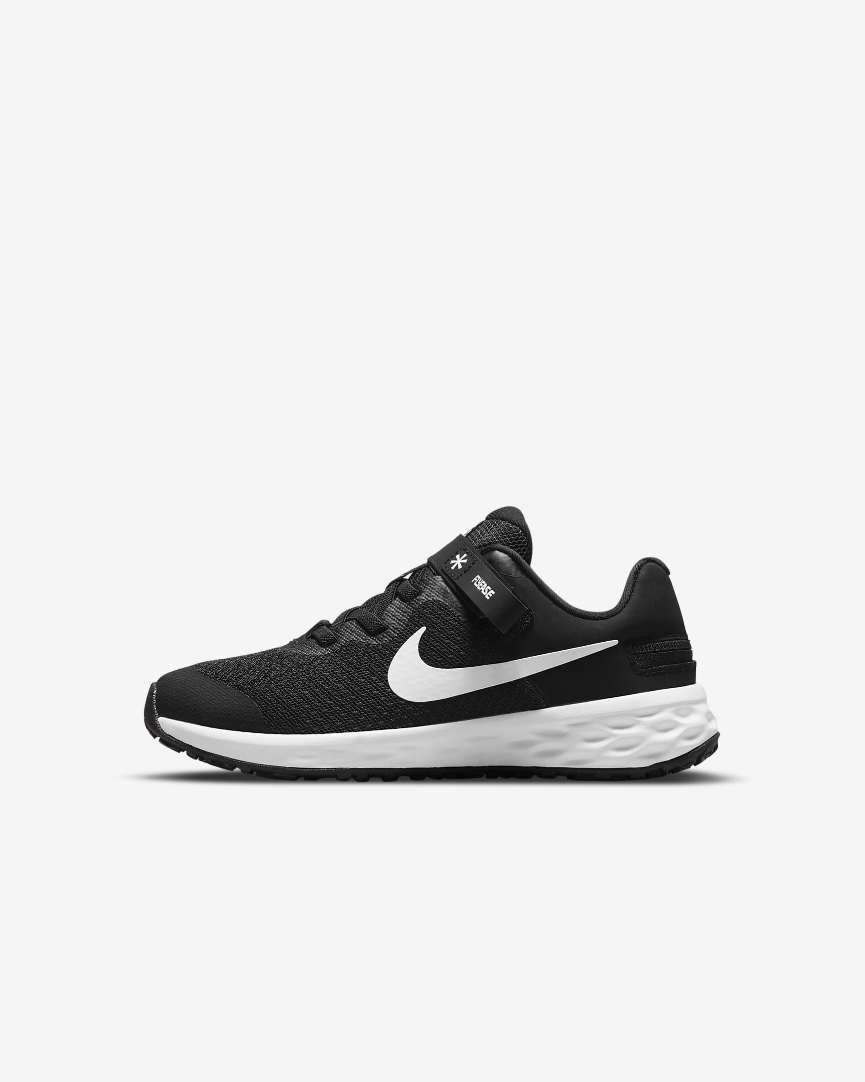 Nike Revolution 6 FlyEase Younger Kids' Easy On/Off Shoes. Nike UK