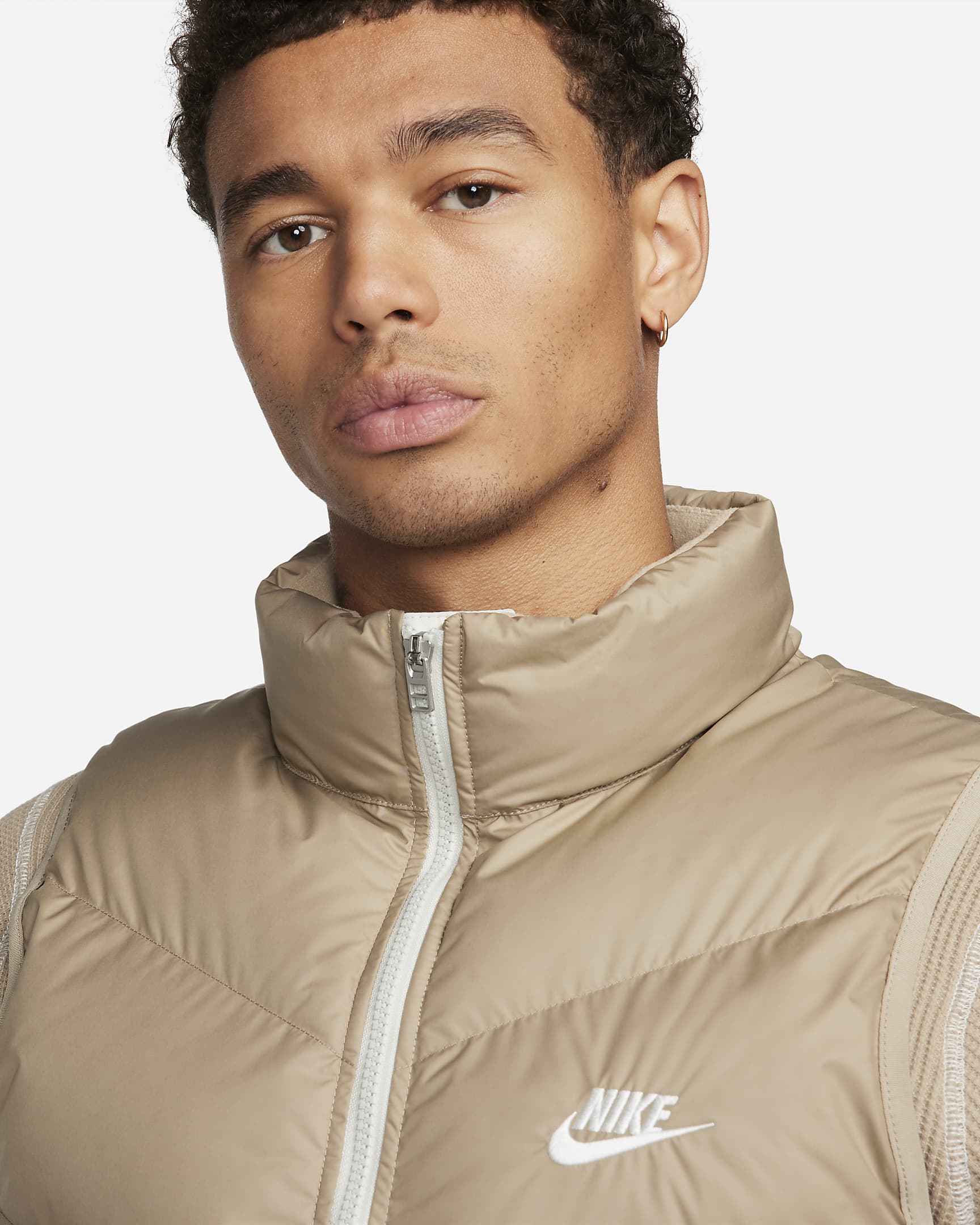 Nike Storm-FIT Windrunner herrevest med isolering - Khaki/Light Bone/Sail