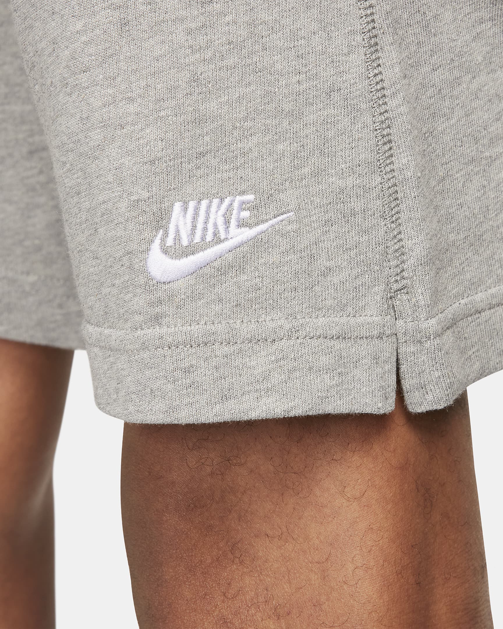 Shorts in maglia Nike Club – Uomo - Dark Grey Heather/Bianco