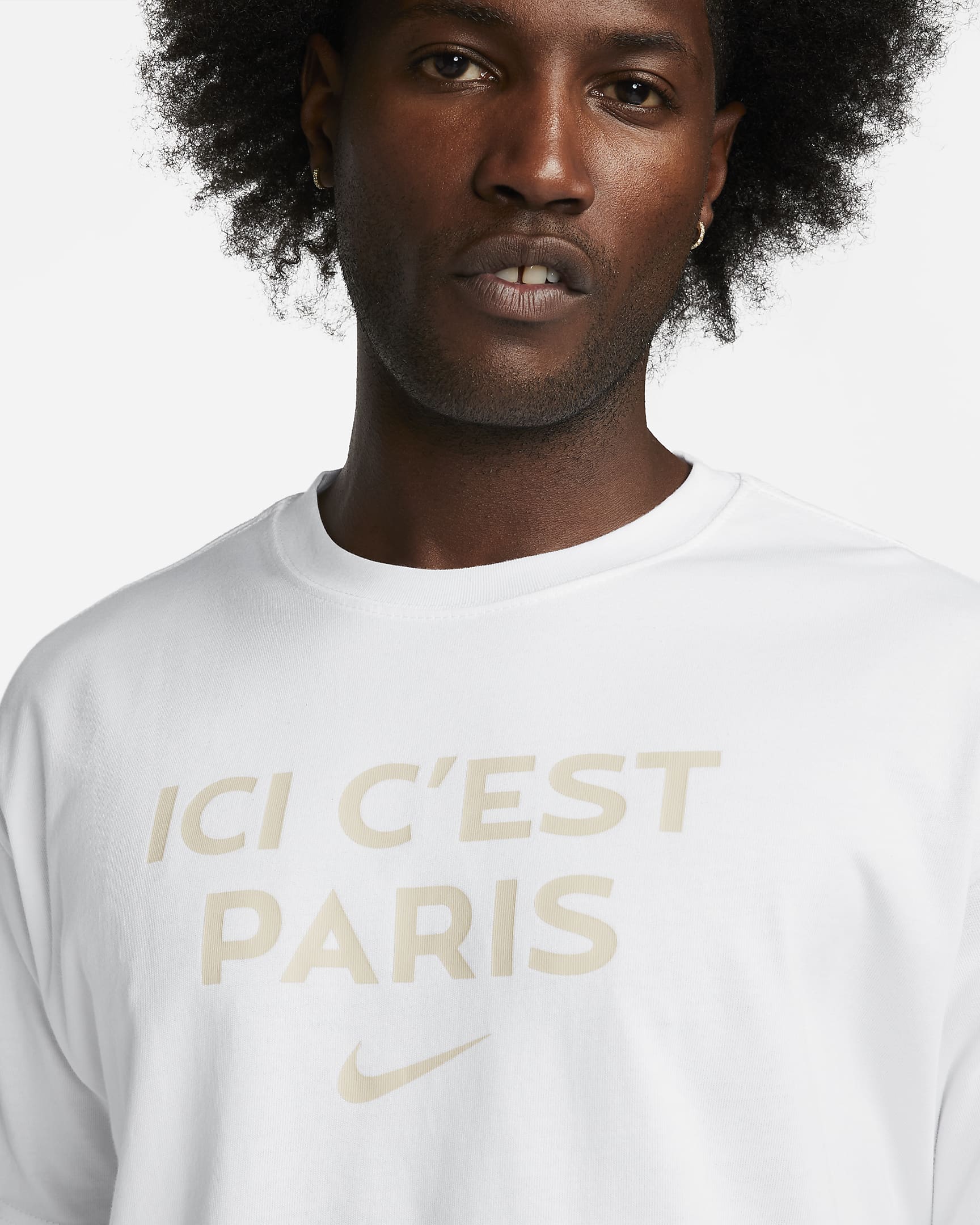 Paris Saint-Germain Men's T-Shirt. Nike HR