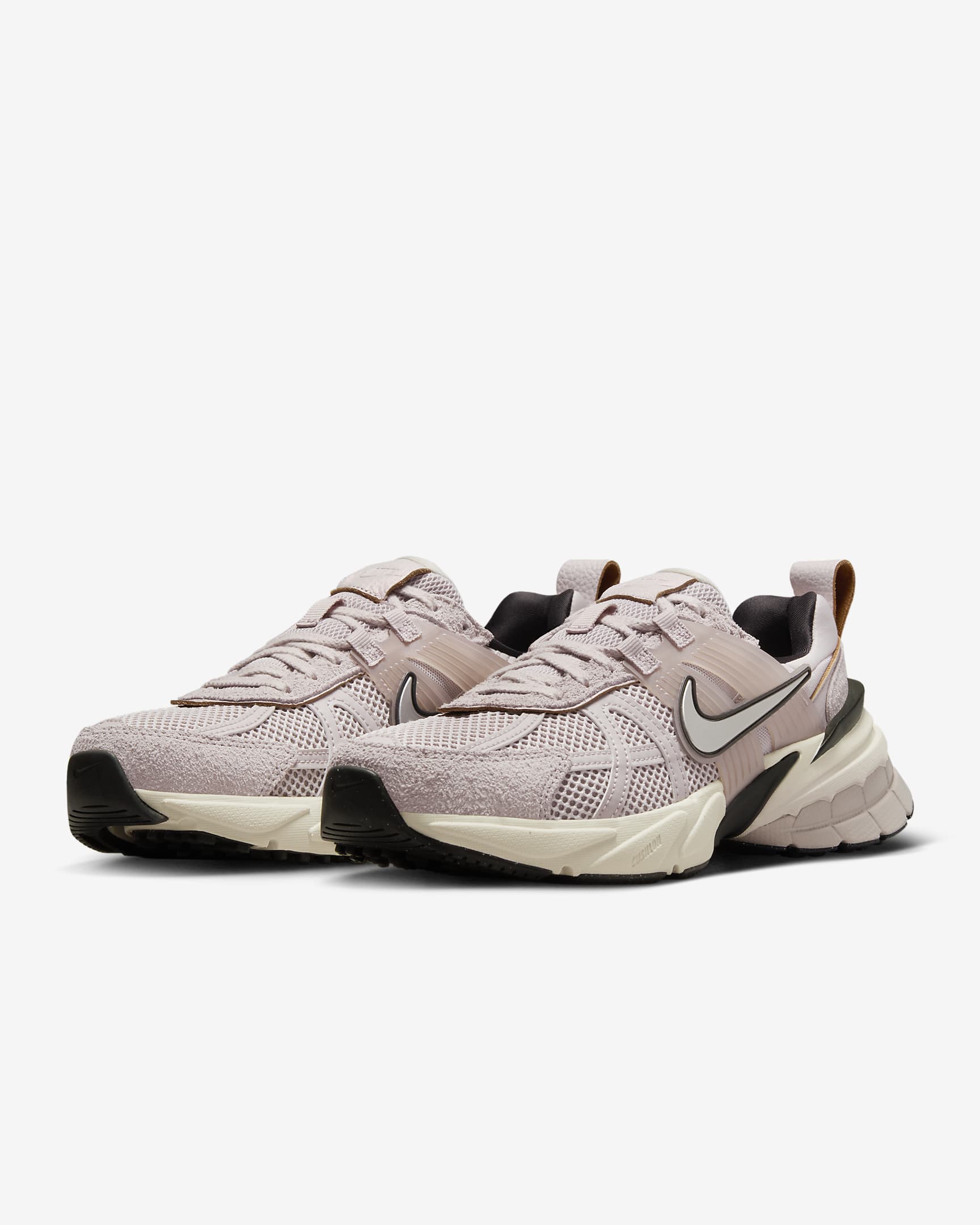 Sko Nike V2K Run - Platinum Violet/Light Bone/Svart/Chrome