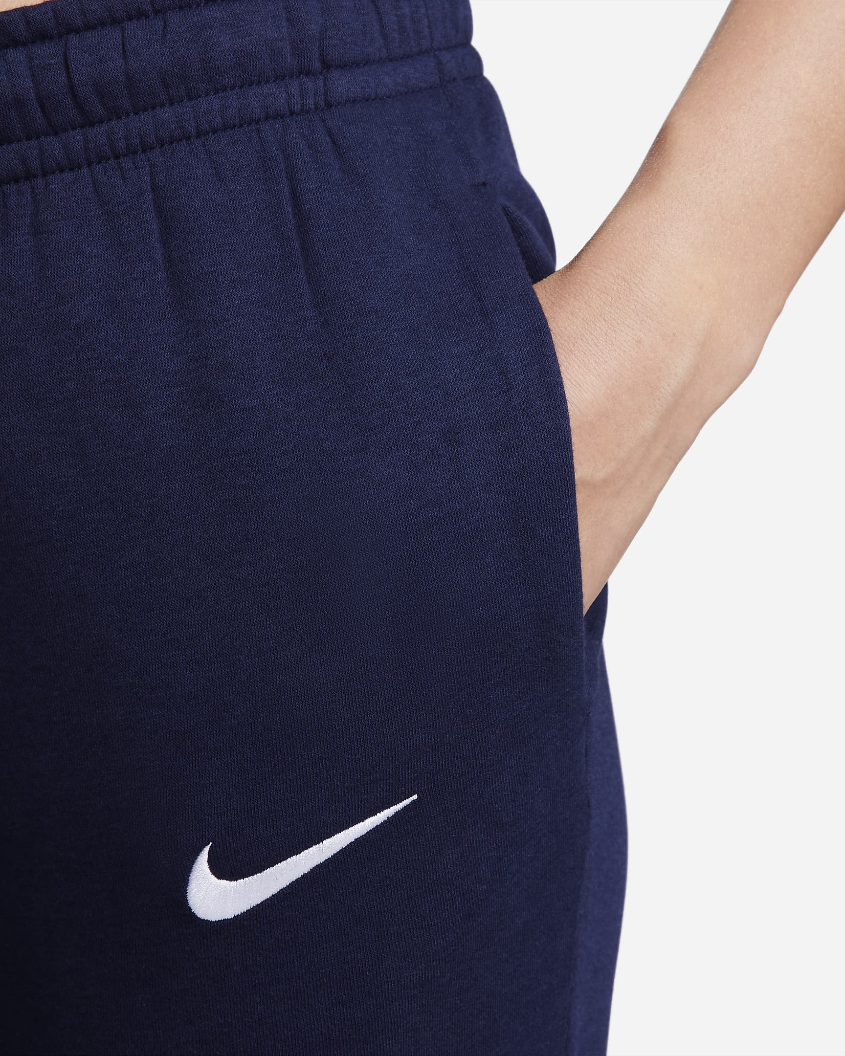Netherlands Club Fleece Women's Nike Mid-Rise Trousers. Nike PT