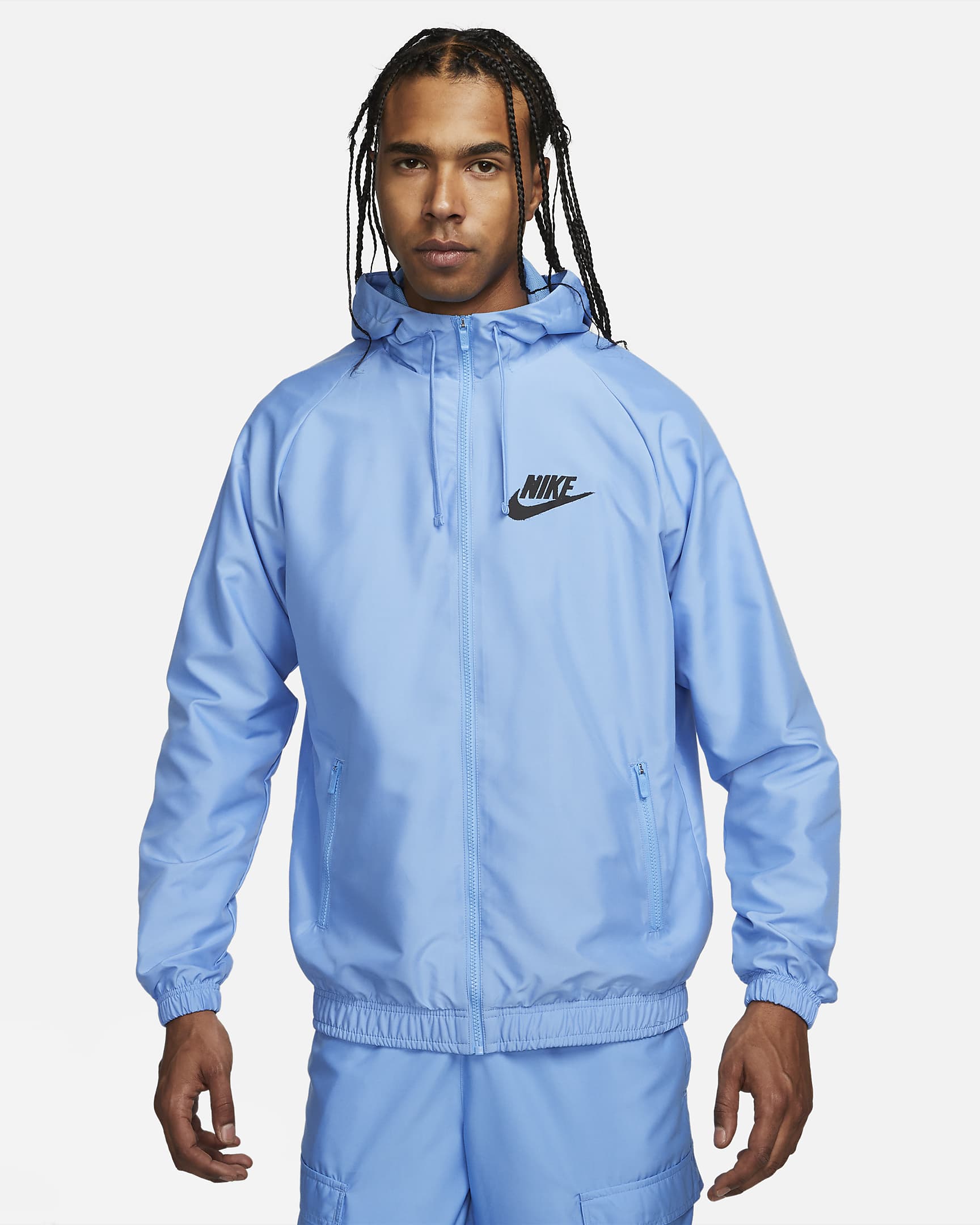 Nike Sportswear Men's Lightweight Woven Jacket. Nike BE