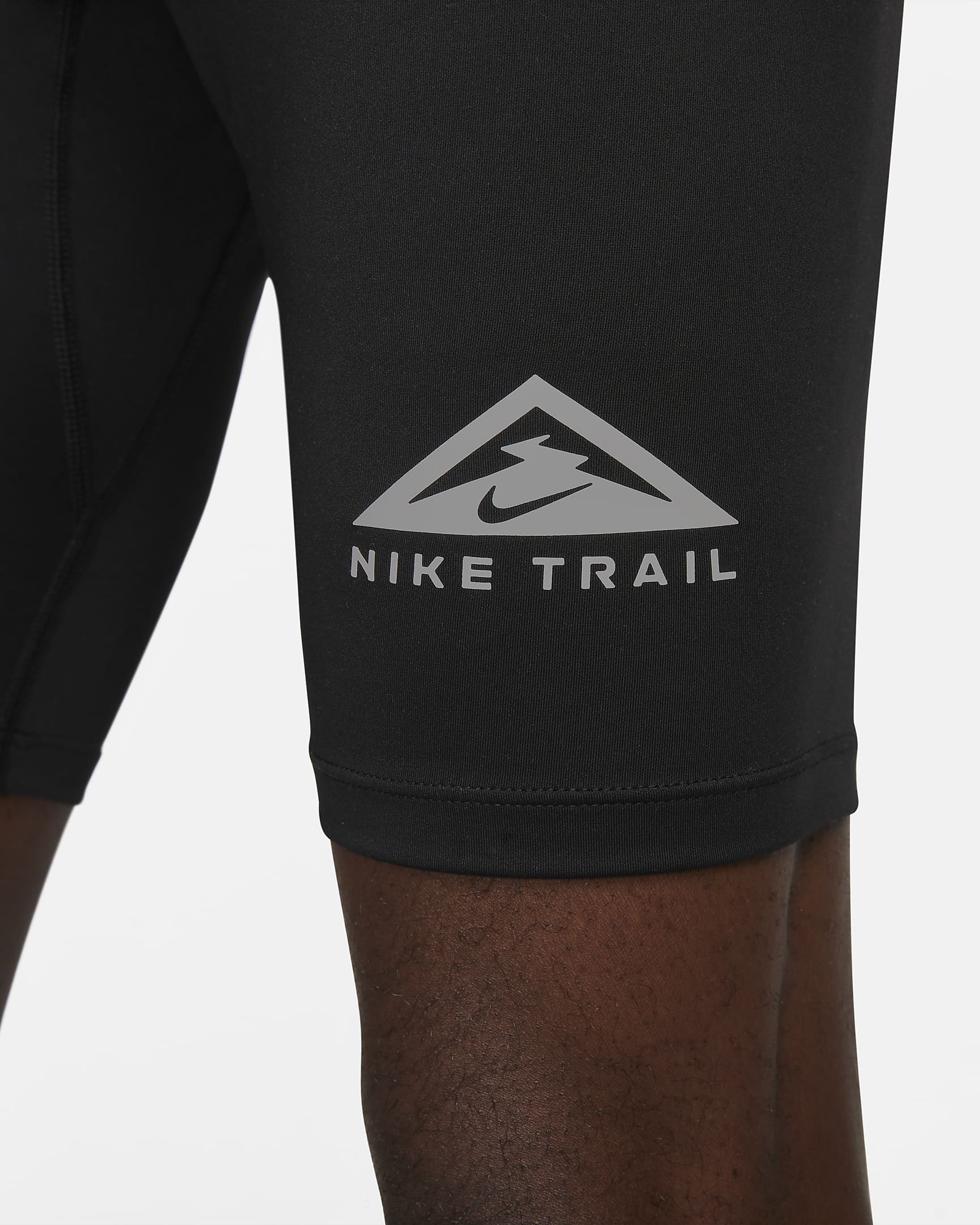 Nike Trail Lava Loops Dri-FIT 1/2-Lauftights für Herren - Schwarz/Weiß