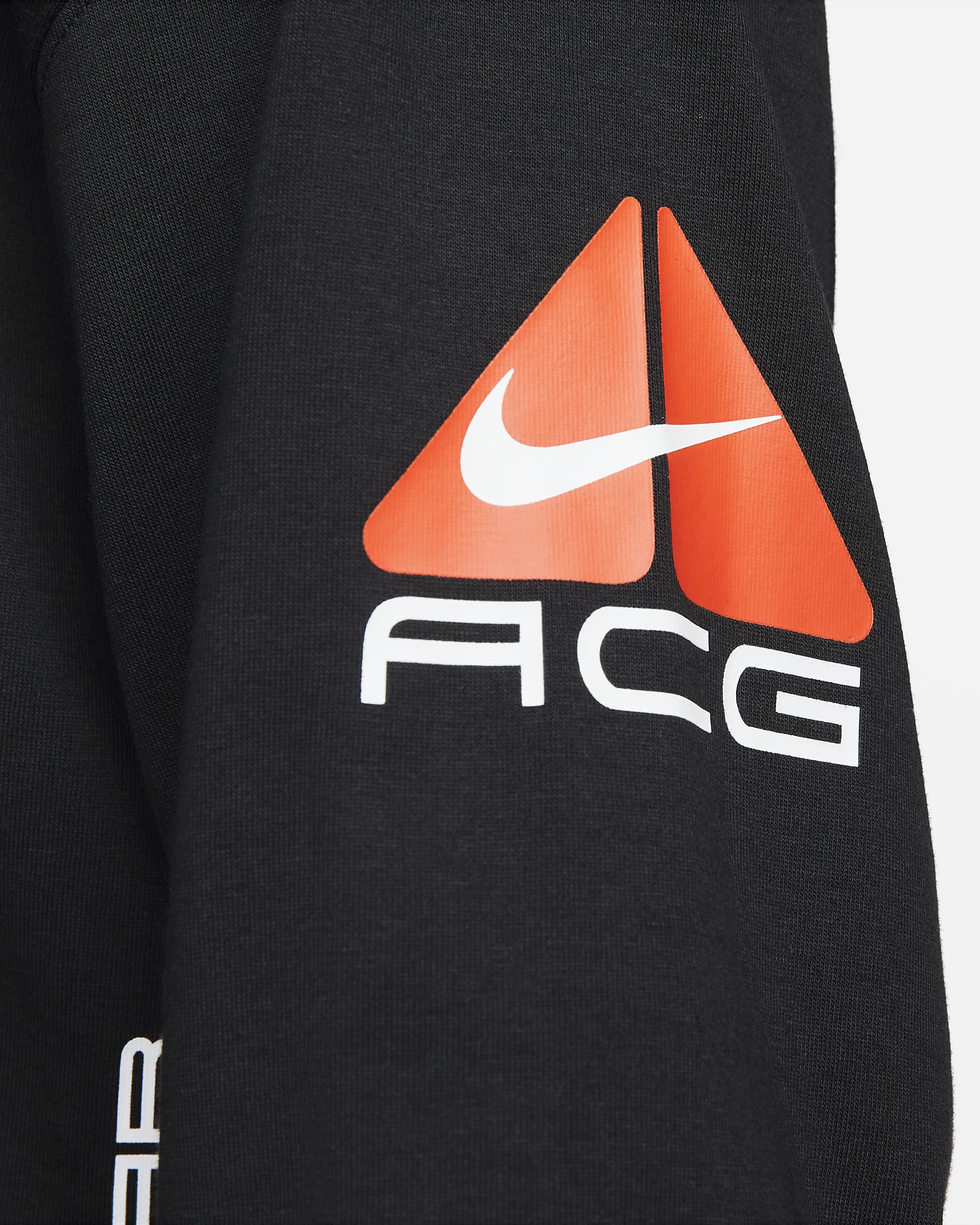 Nike ACG Men's Long-Sleeve T-Shirt - Black