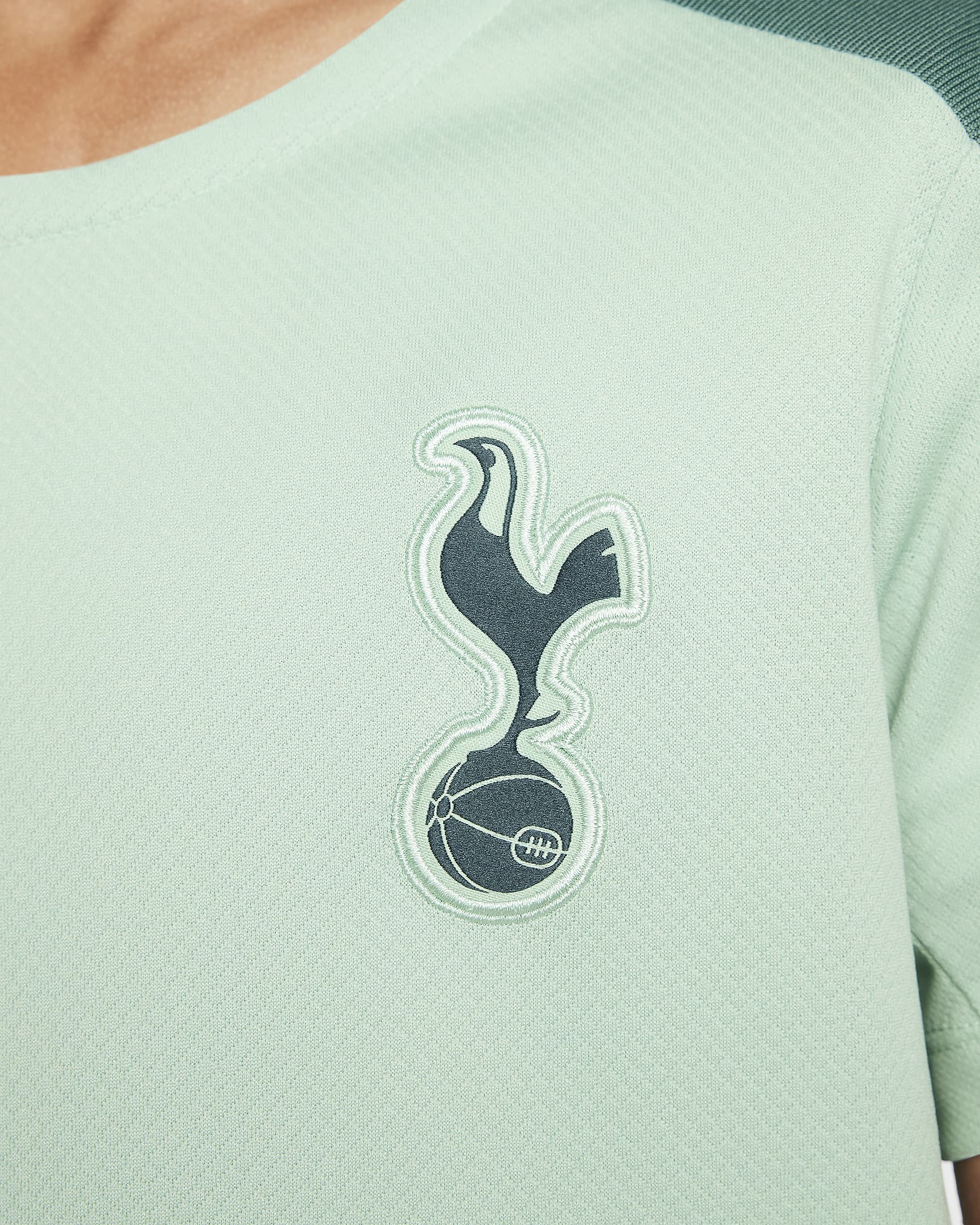 Tottenham Hotspur Strike harmadik Nike Dri-FIT rövid ujjú, kötött futballfelső nagyobb gyerekeknek - Enamel Green/Enamel Green/Bicoastal/Faded Spruce