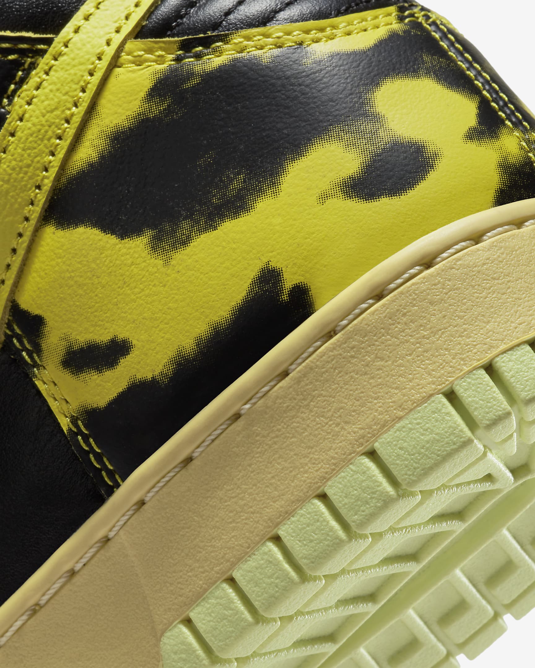 dunk high 1985 on feet