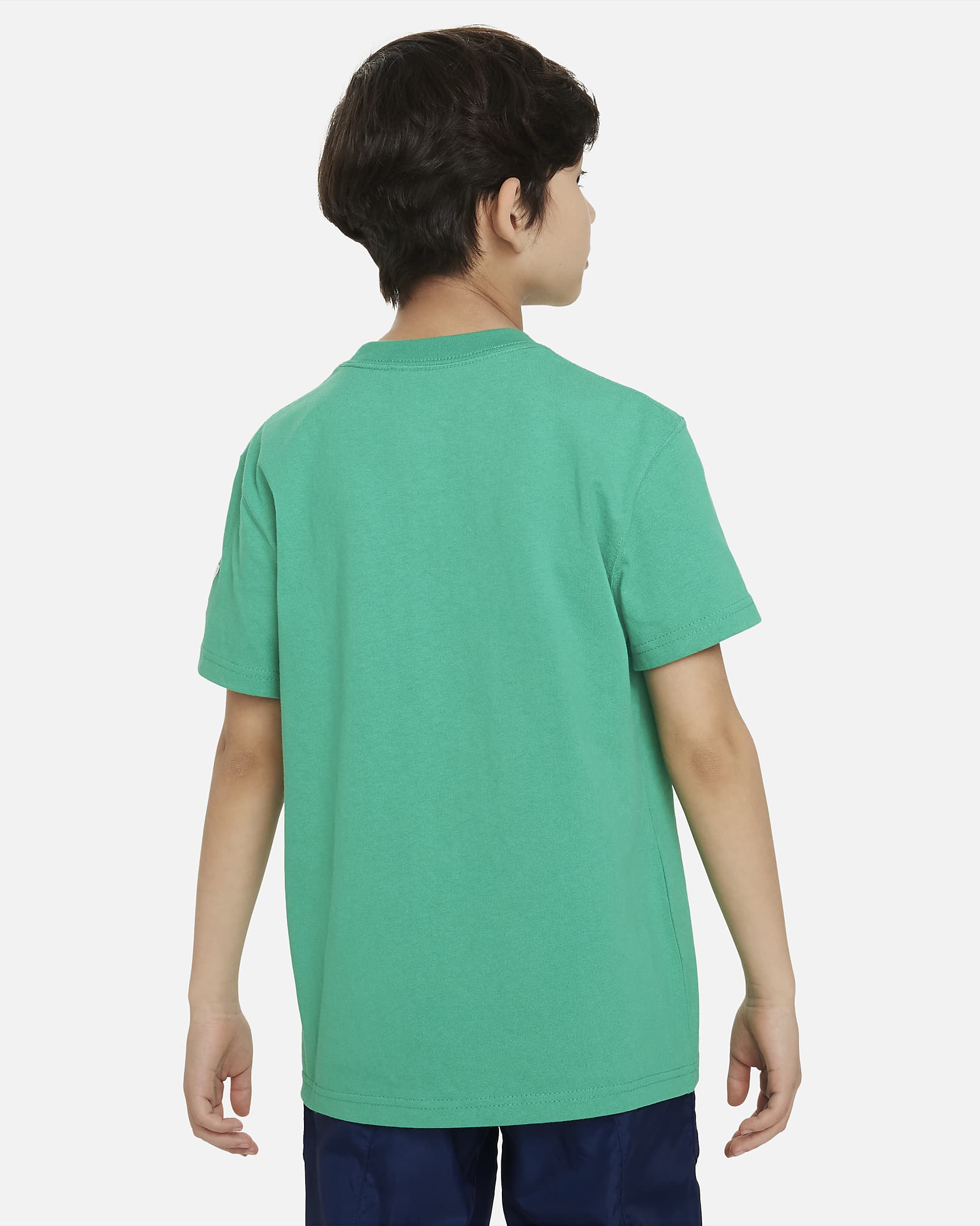 Nike Sportswear Older Kids' T-Shirt - Stadium Green