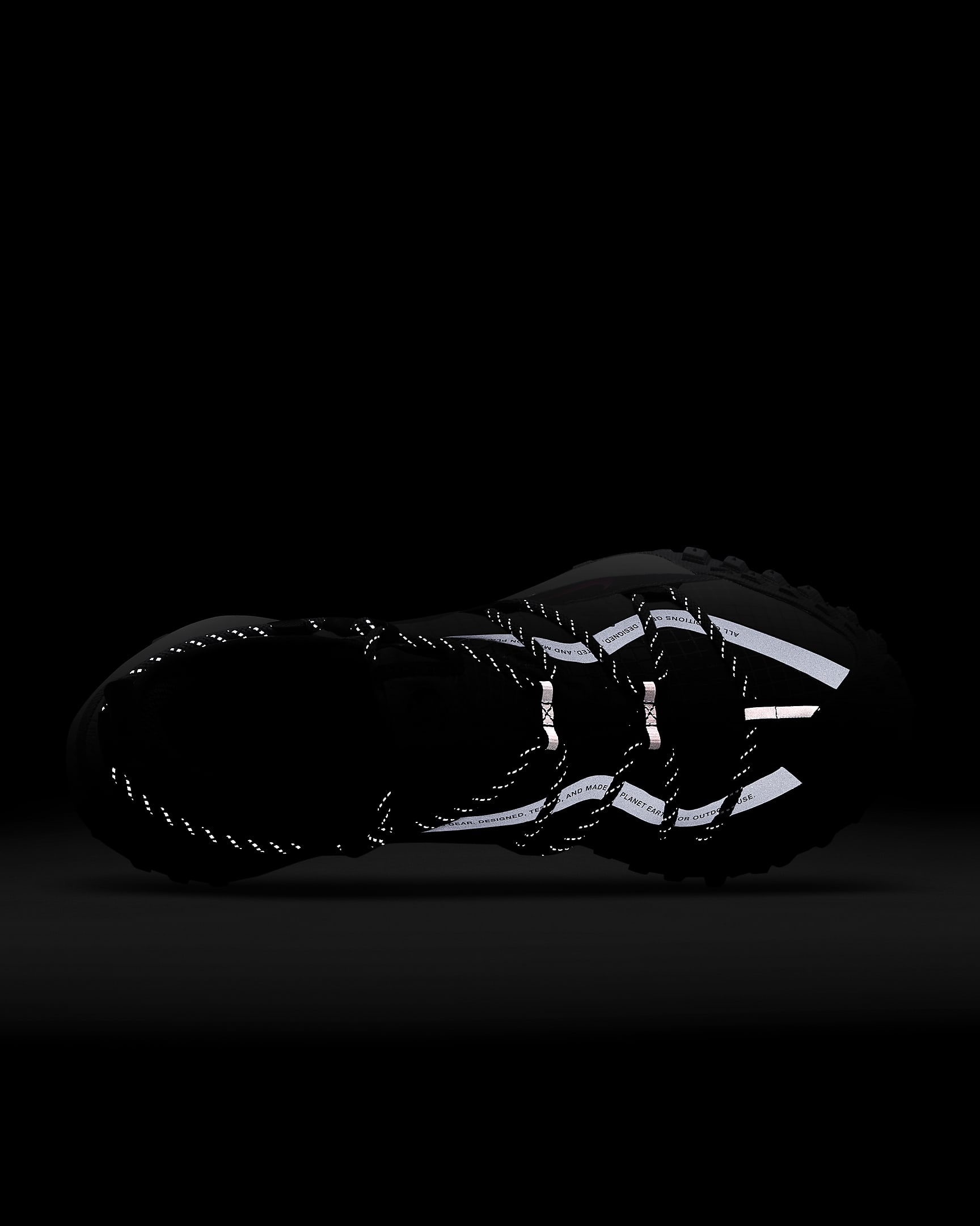 nike low sneakers