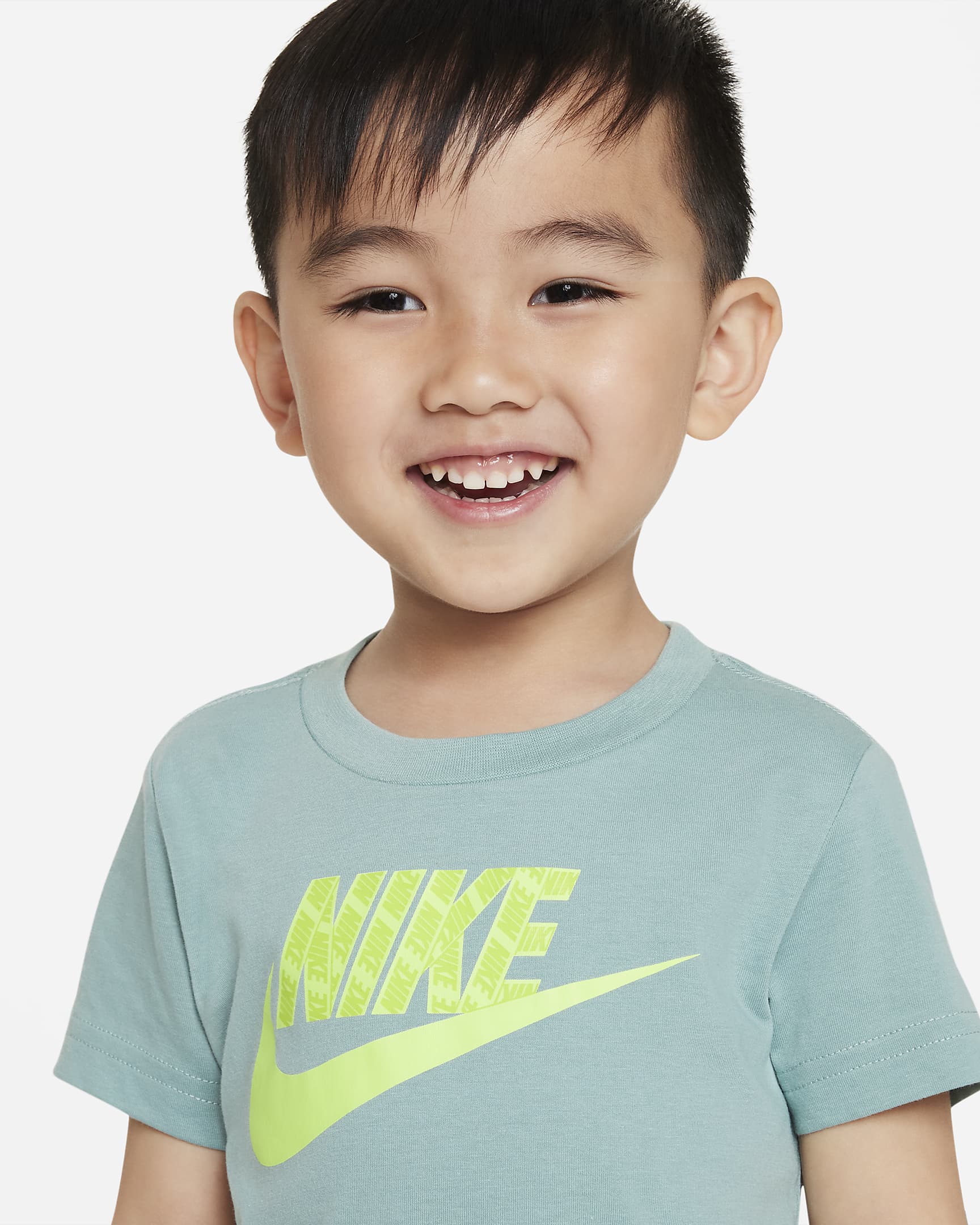 active sporty shorts set nike