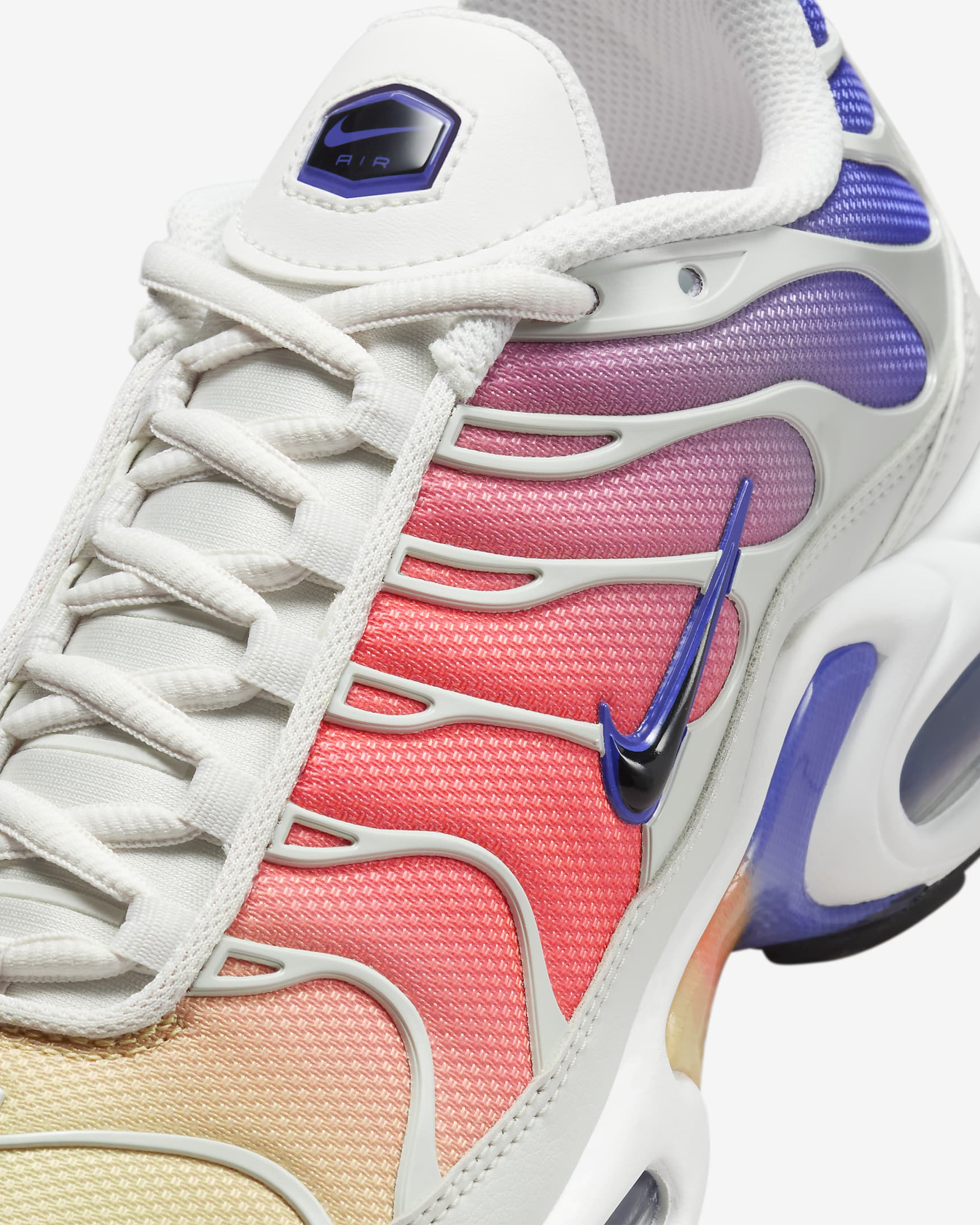 Nike Air Max Plus Damesschoenen - Platinum Tint/Persian Violet/Light Wild Mango/Zwart