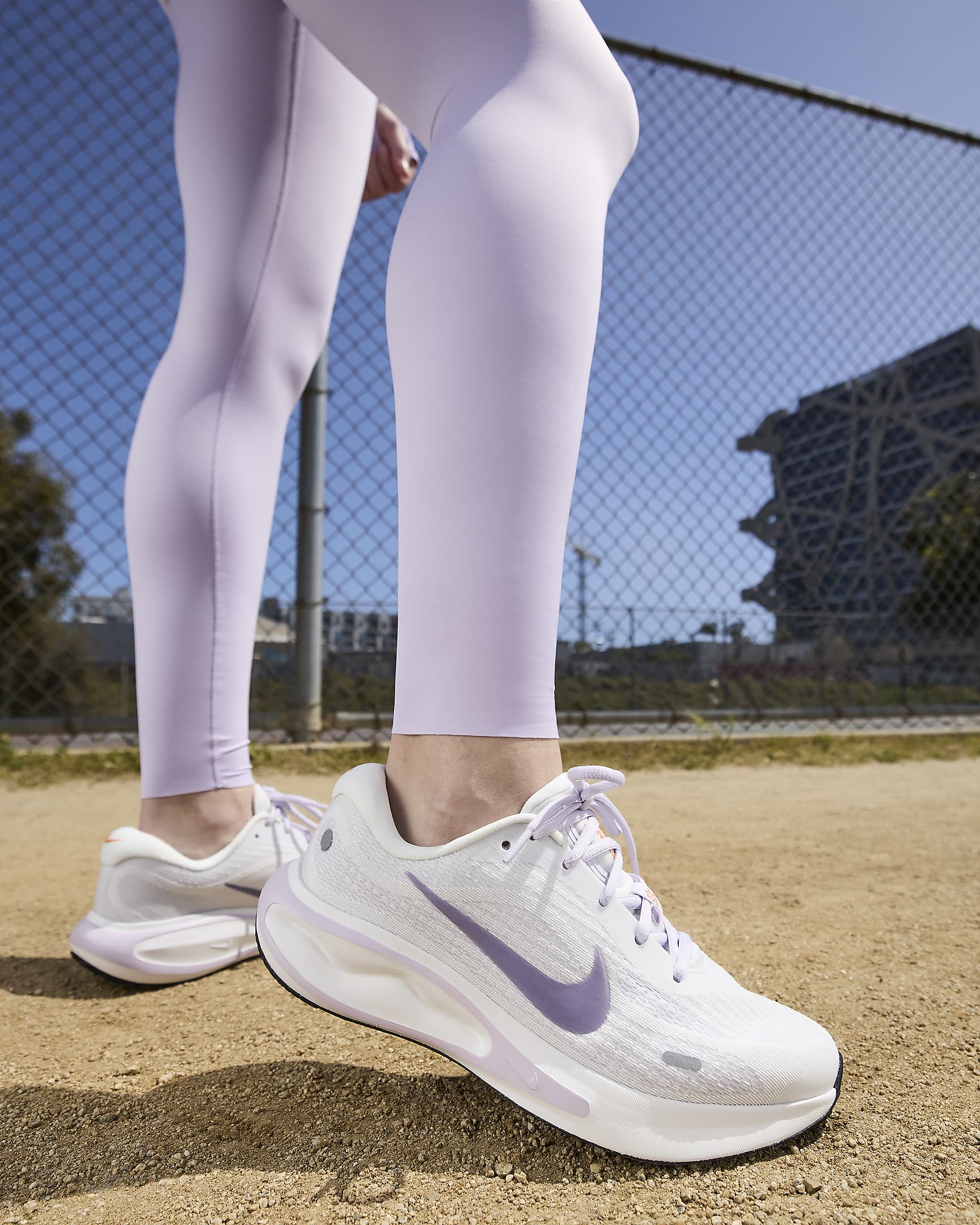 Nike Journey Run Zapatillas de running para asfalto - Mujer - Summit White/Barely Grape/Violet Mist/Daybreak