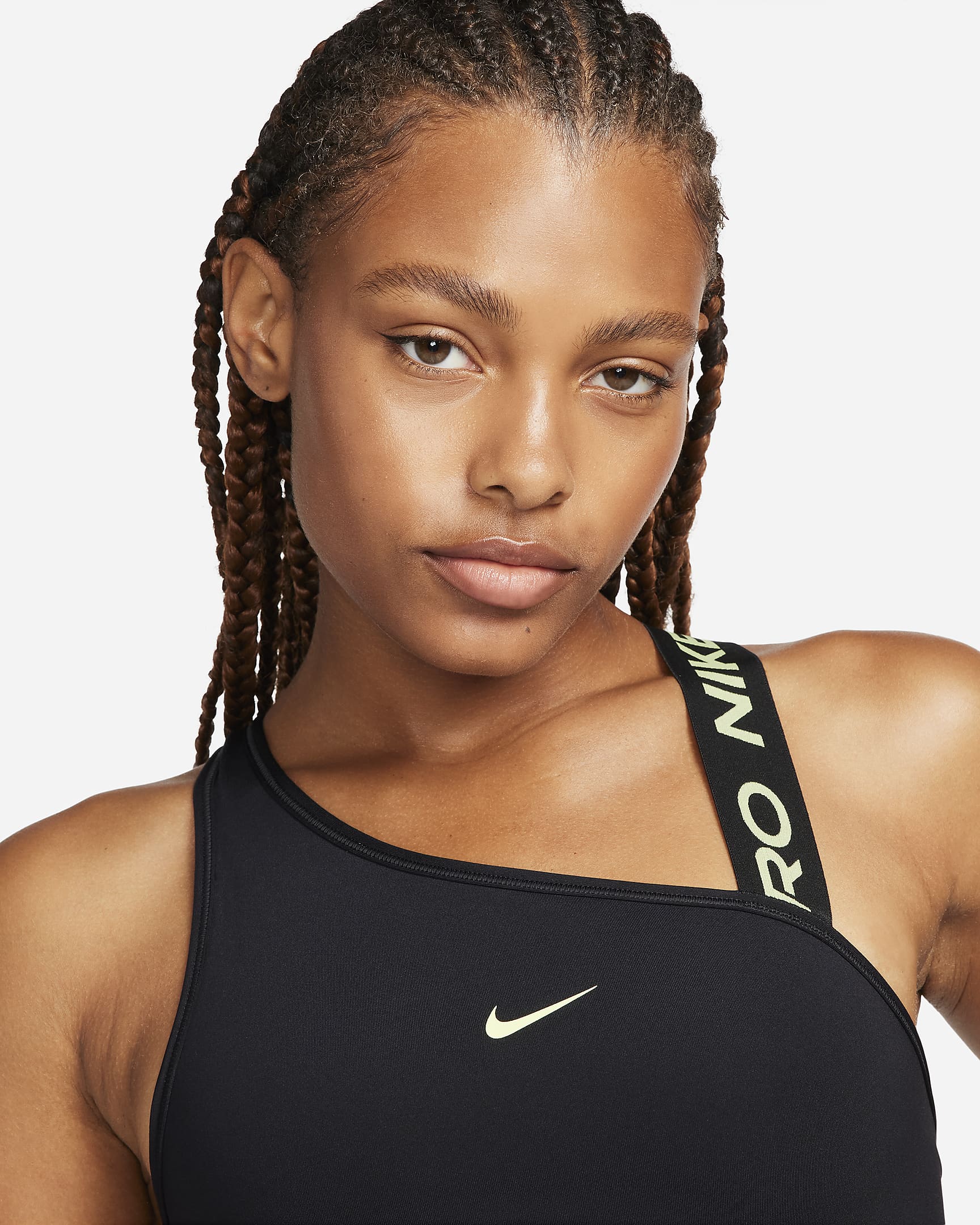 You Have To See Breckie Hill In This Nike Pro - we43k9a