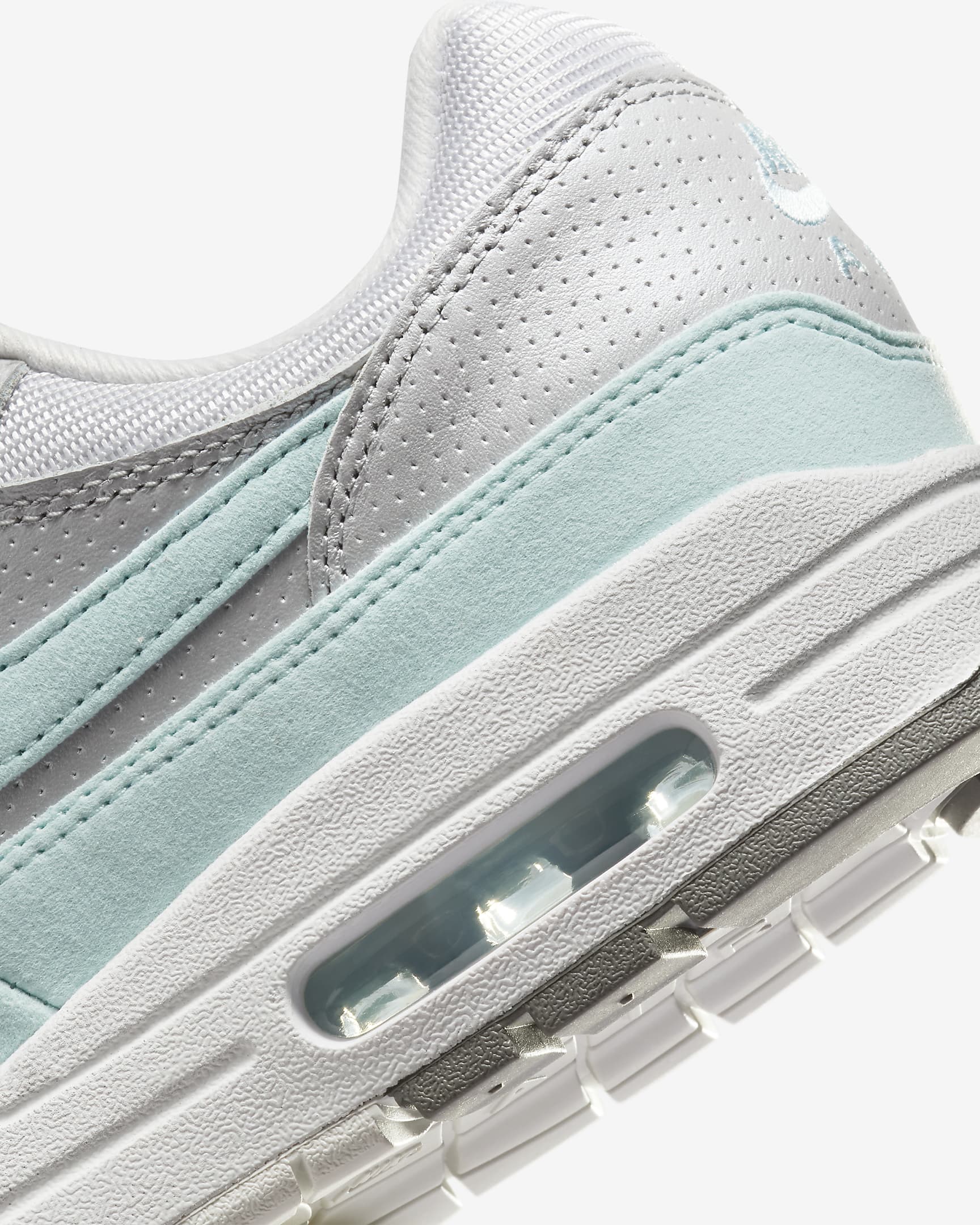 Nike Air Max 1 '87 Women's Shoes - Metallic Platinum/Flat Pewter/Summit White/Glacier Blue