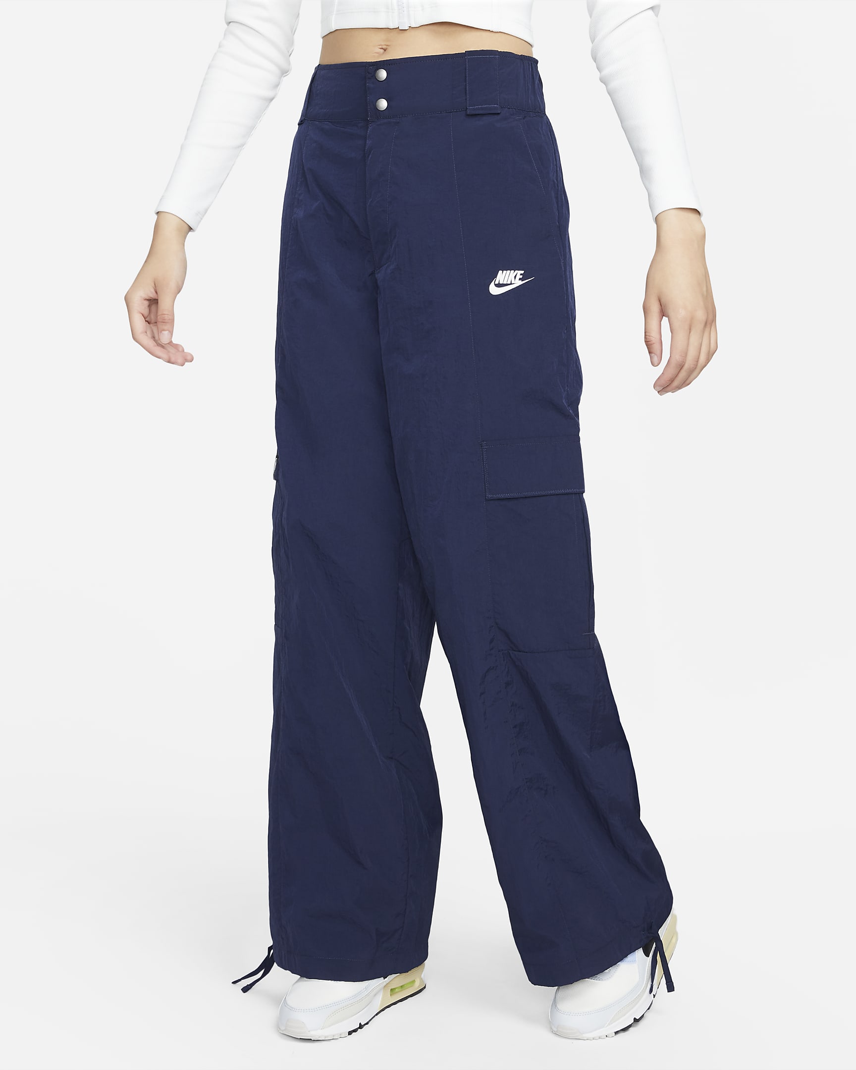 Nike Sportswear Women's Oversized High-Waisted Woven Cargo Trousers ...