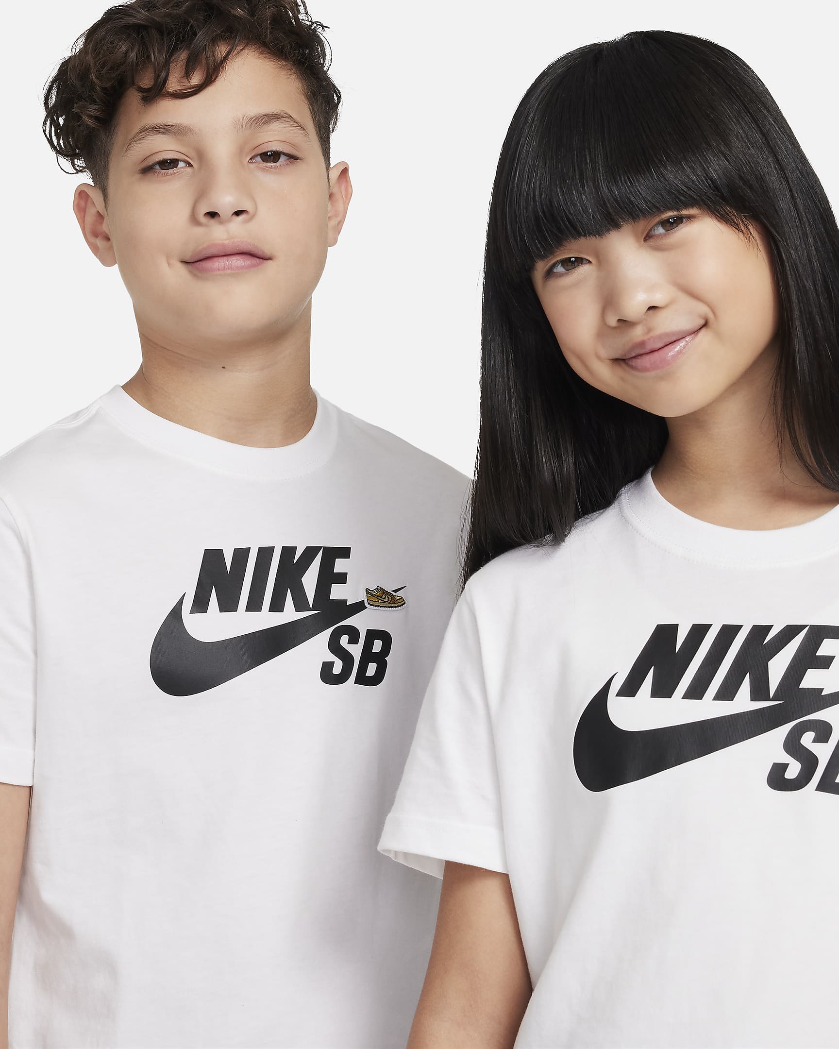 Nike SB Older Kids' T-Shirt. Nike CH