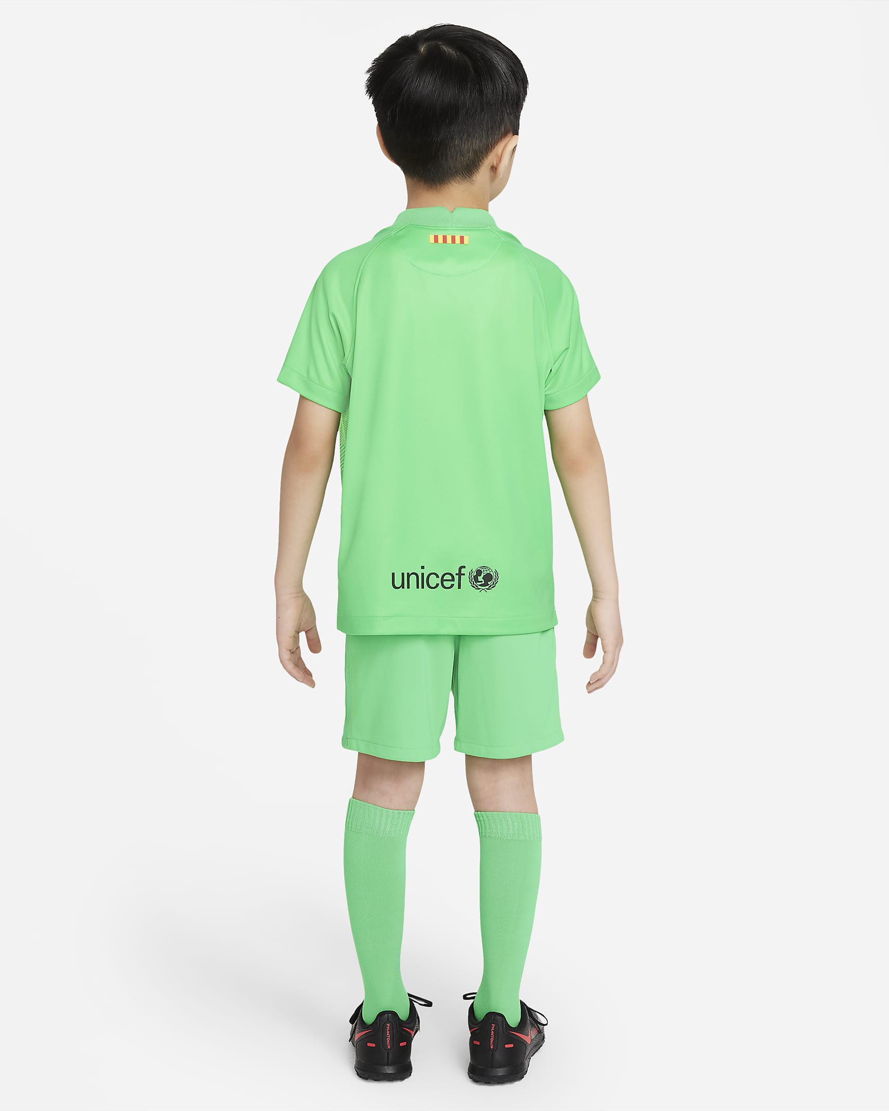 f-c-barcelona-2021-22-goalkeeper-younger-kids-football-kit-nike-lu