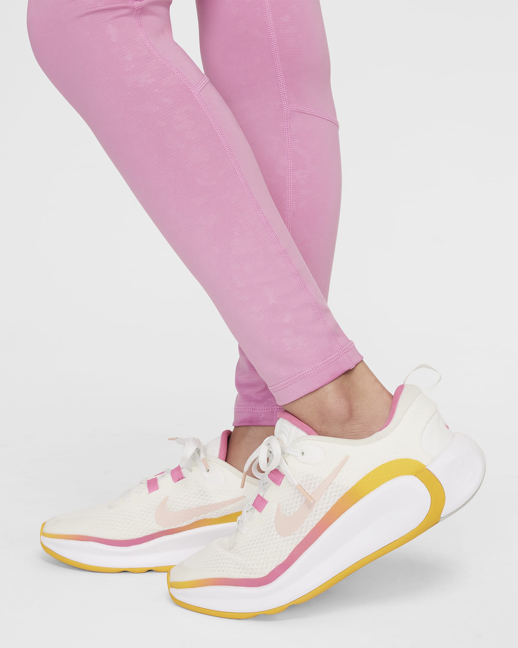 Dziewczęce legginsy ze średnim stanem Dri-FIT Nike Pro - Magic Flamingo/Light Wild Mango/Biel