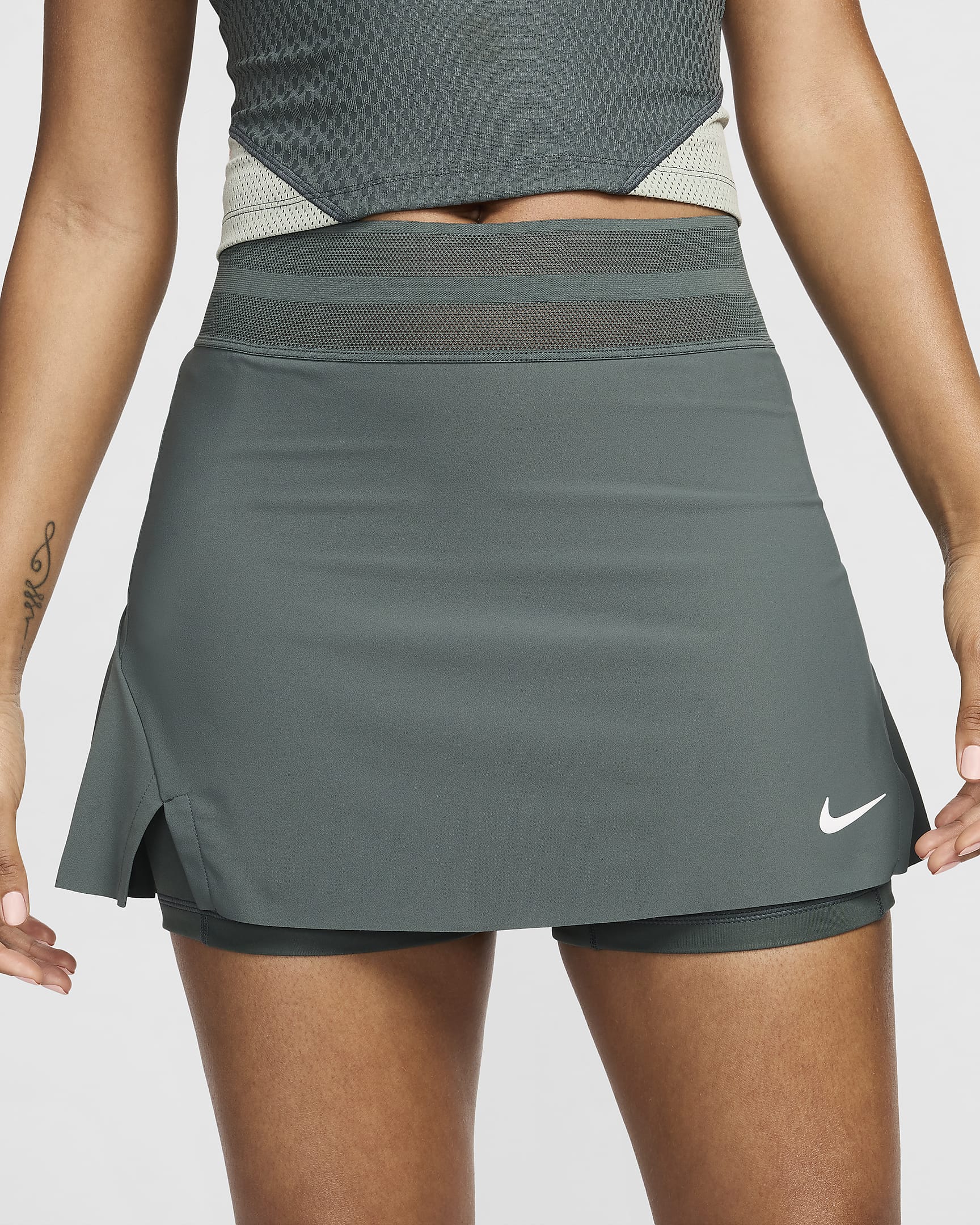 Jupe de tennis Dri-FIT NikeCourt Slam pour femme - Vintage Green/Vintage Green/Blanc