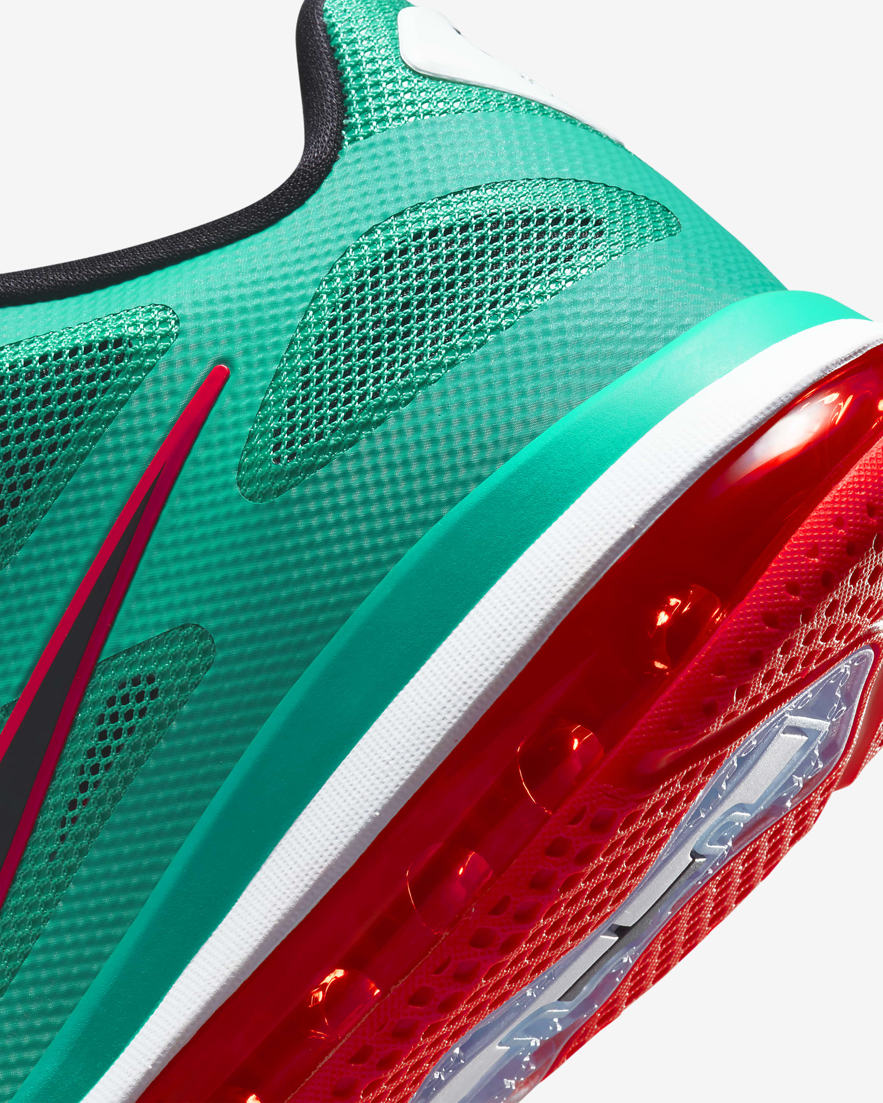 nike low sneakers