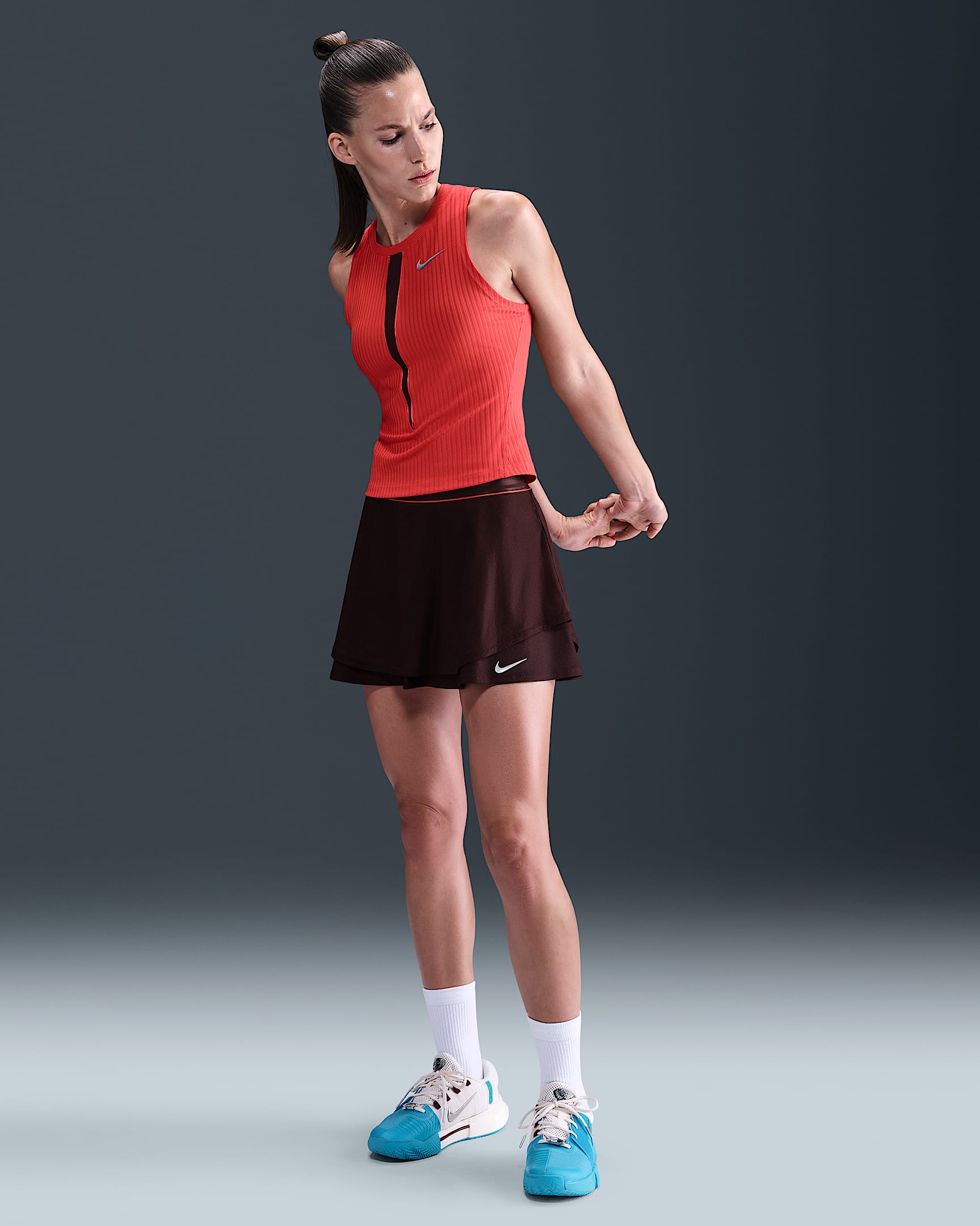 NikeCourt Slam Women's Dri-FIT High-Waisted Tennis Skirt - Burgundy Crush/Light Crimson