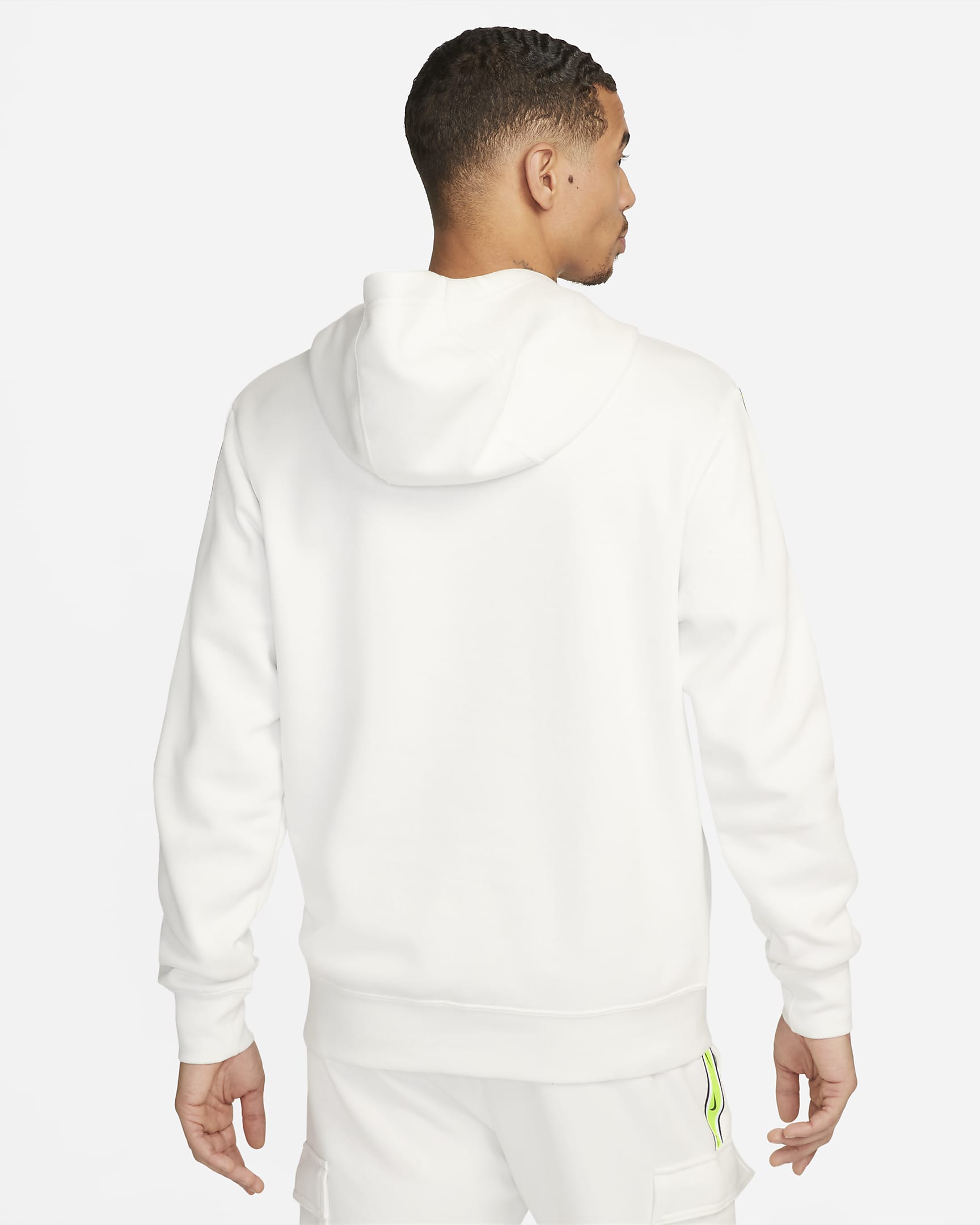 Nike Sportswear Repeat Men's Pullover Fleece Hoodie. Nike CA