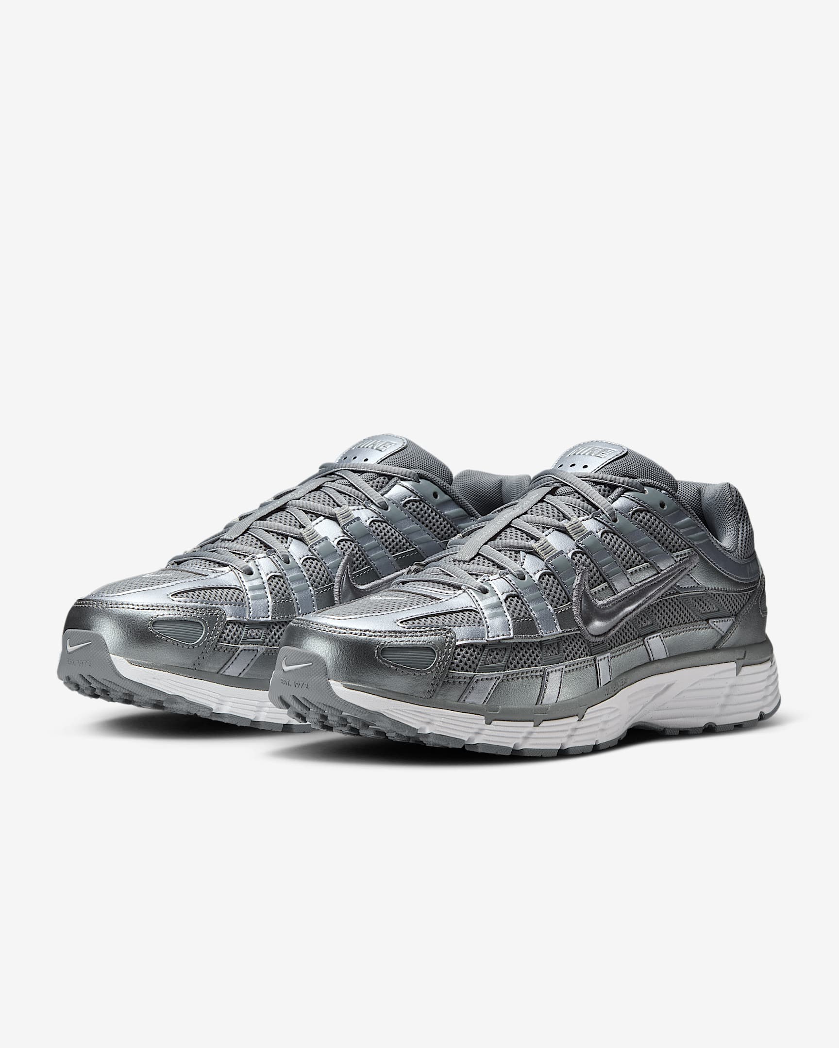 Nike P-6000 Shoes - Metallic Cool Grey/White/Wolf Grey/Cool Grey