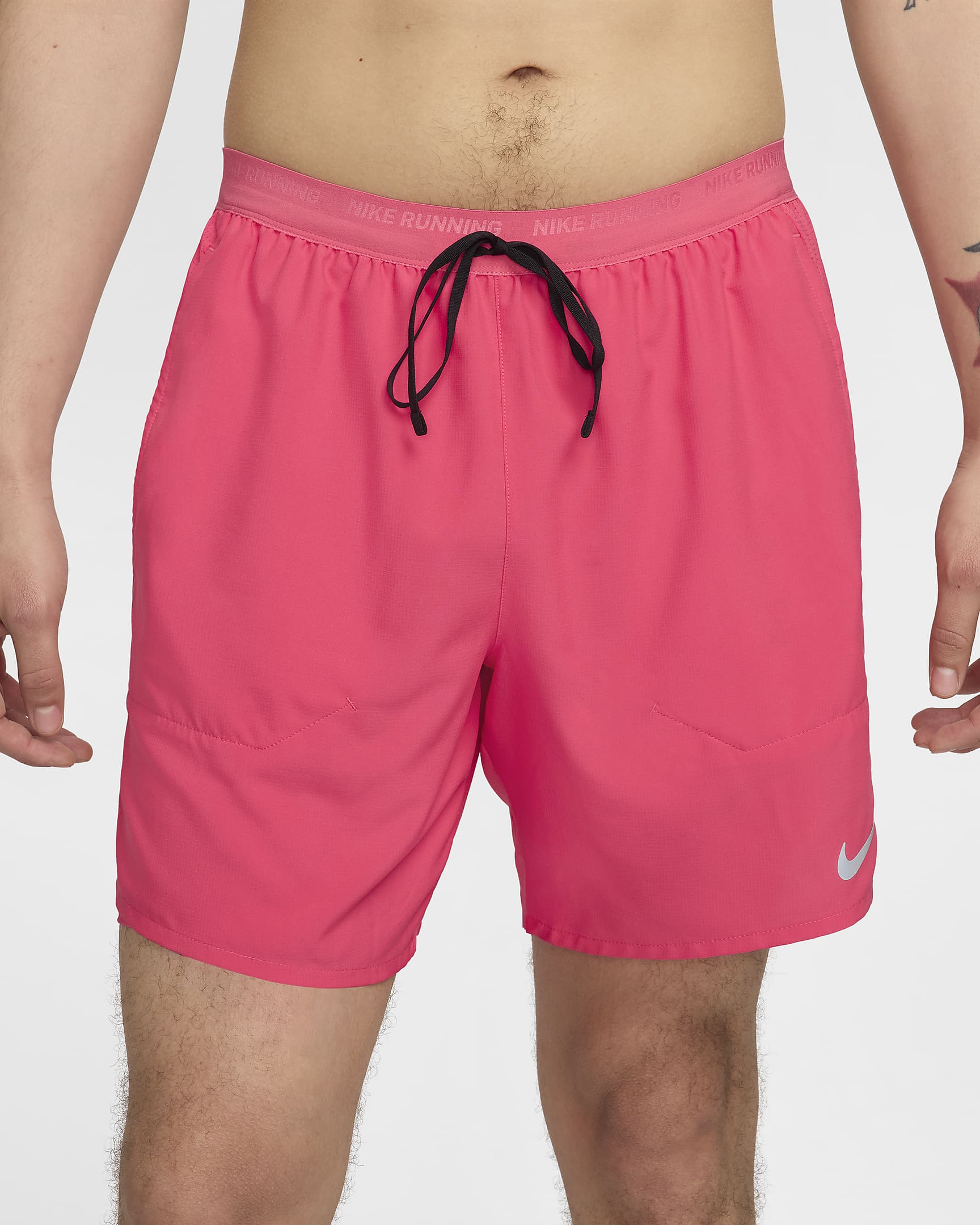 Nike Stride Dri-FIT 2-i-1 løpeshorts til herre (18 cm) - Aster Pink/Aster Pink/Svart