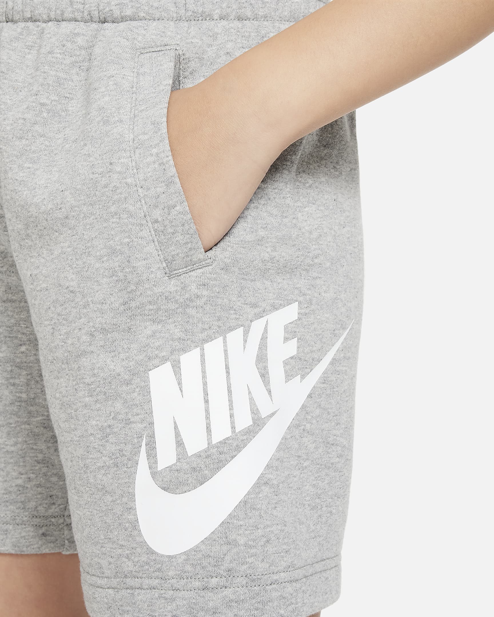 Nike Sportswear Club Fleece French-Terry-Shorts für ältere Kinder - Dark Grey Heather/Base Grey/Weiß