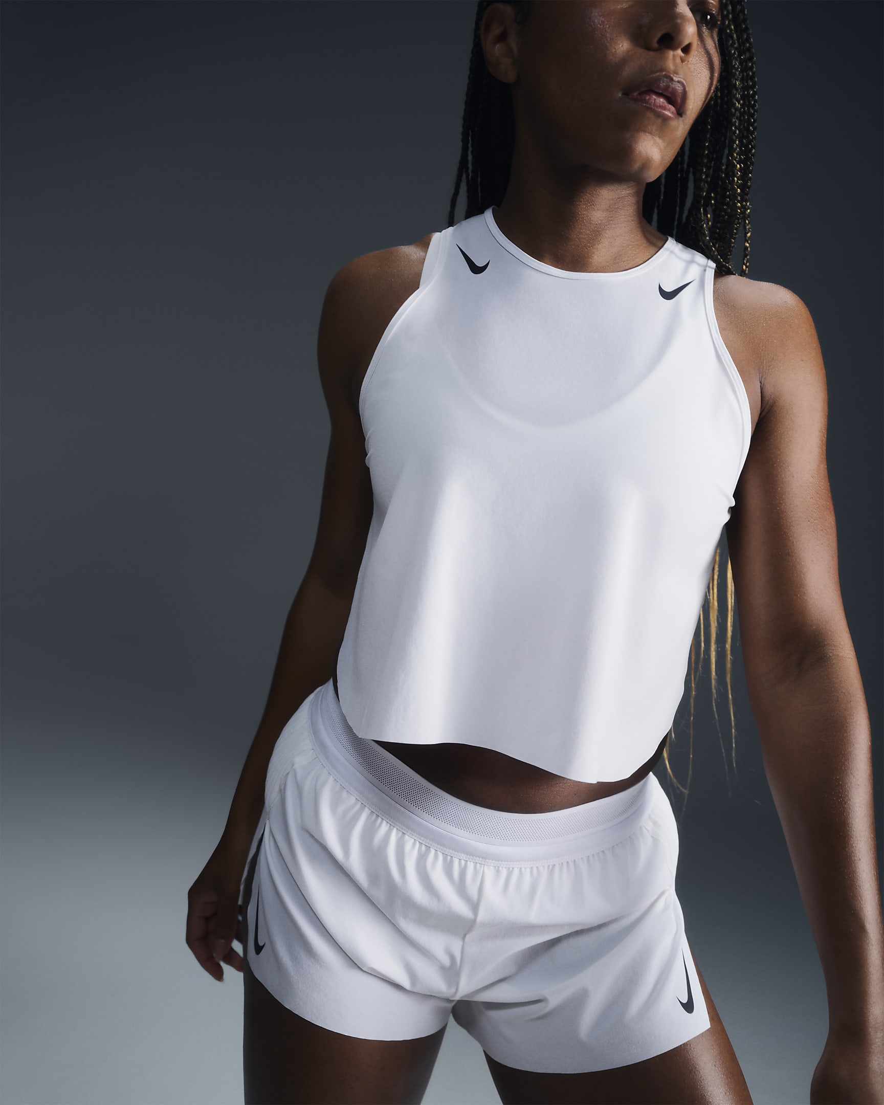 Débardeur court de running Dri-FIT ADV Nike AeroSwift pour femme - Blanc/Noir