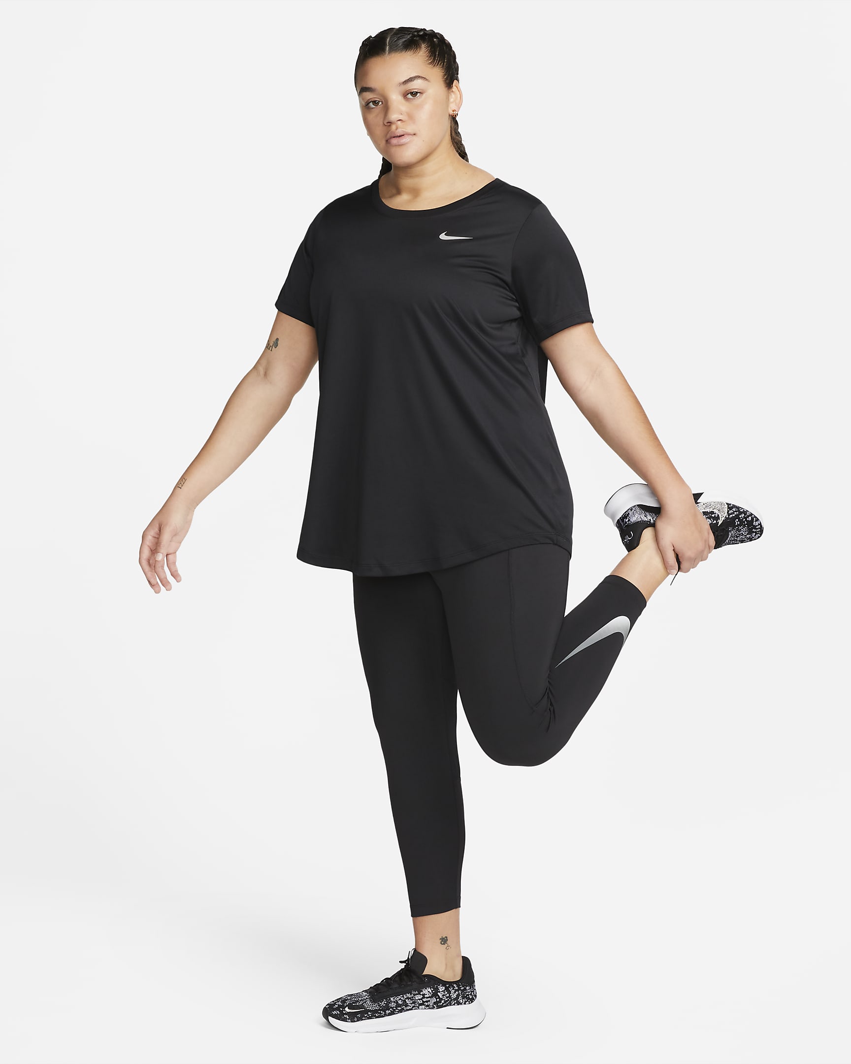 Nike Fast Women's MidRise 7/8 Running Leggings with Pockets (Plus Size