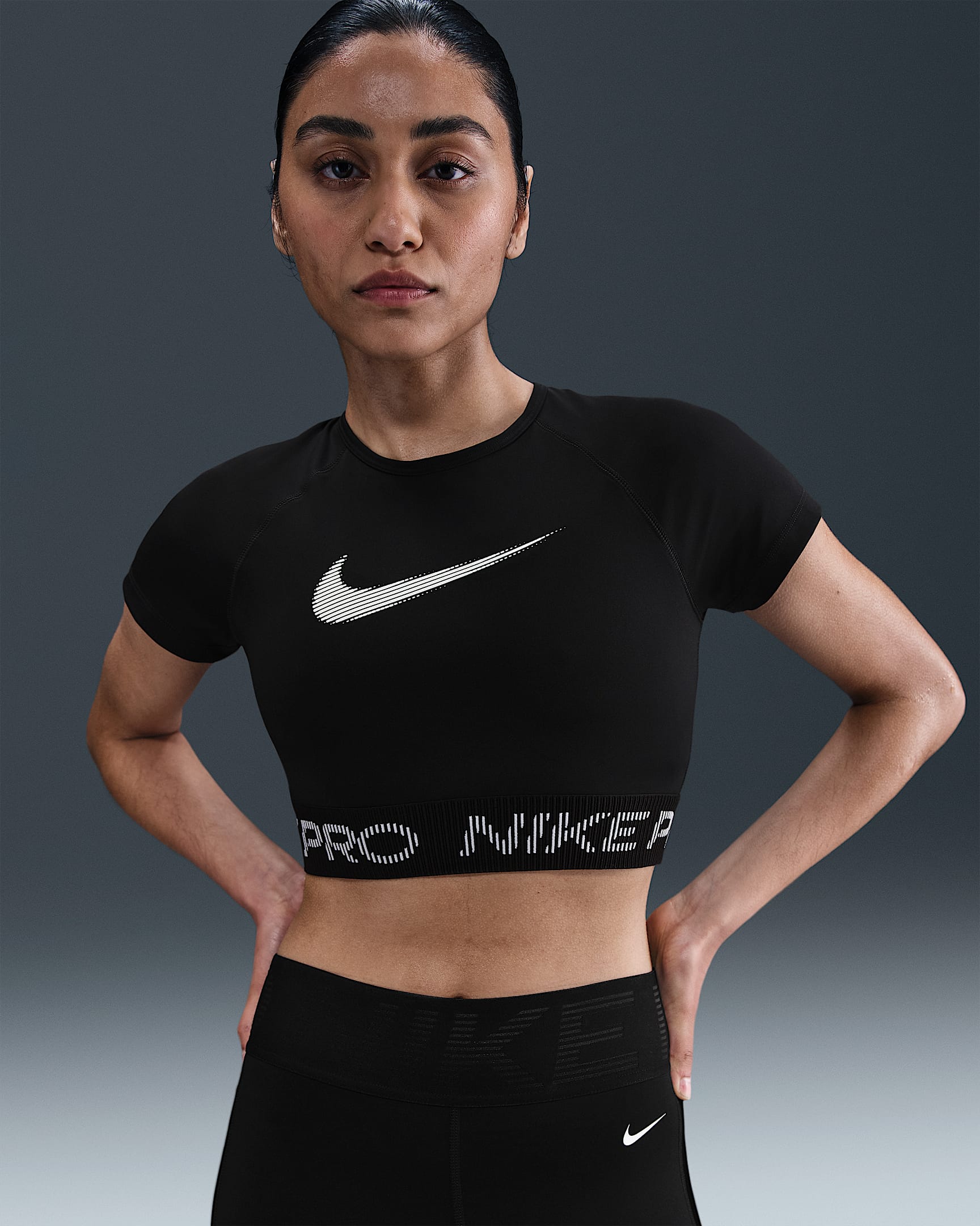Nike Pro Women's Dri-FIT Short-Sleeve Cropped Graphic Top - Black/White/White