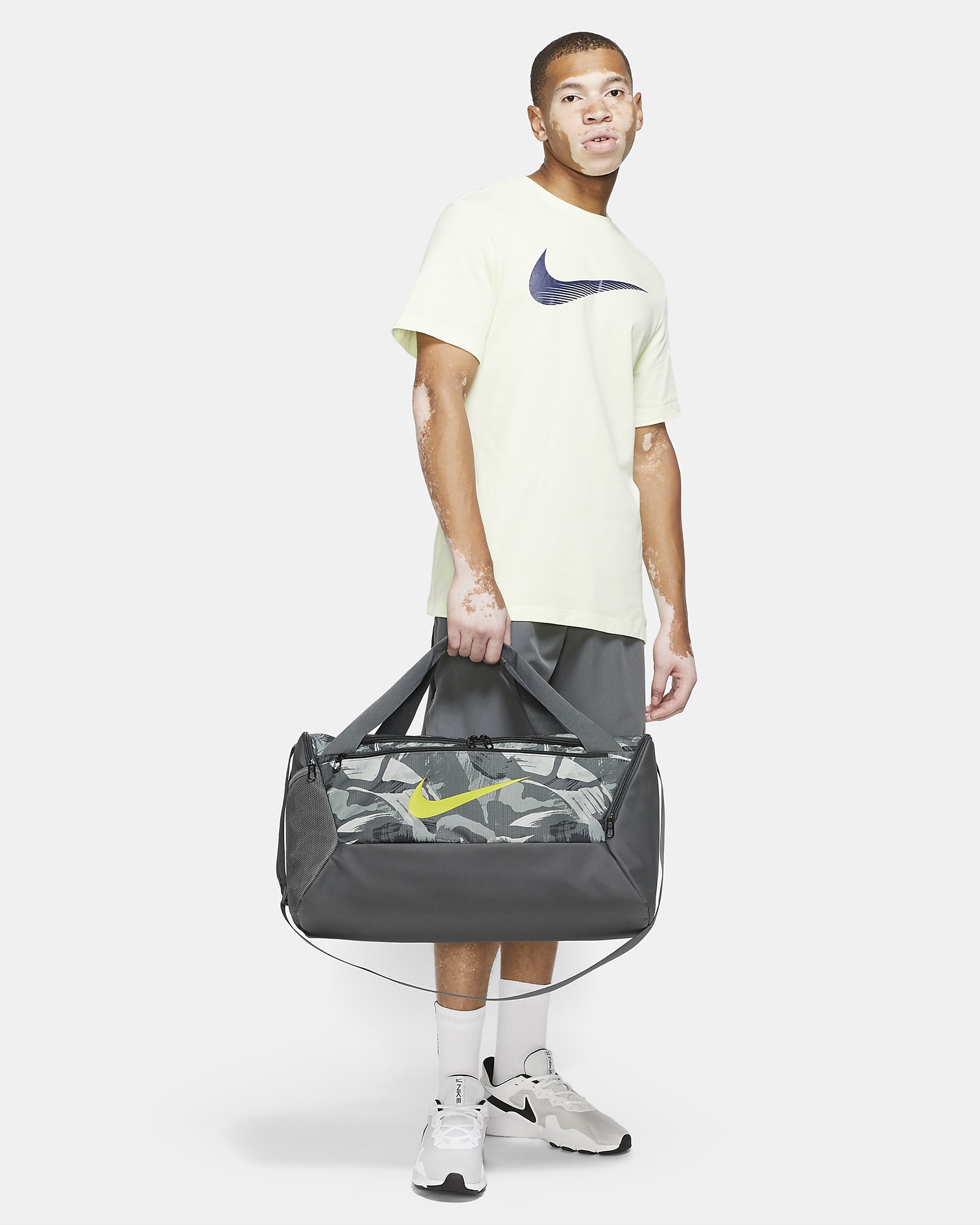 Nike Brasilia Printed Duffel Bag (Small, 41L). Nike CH