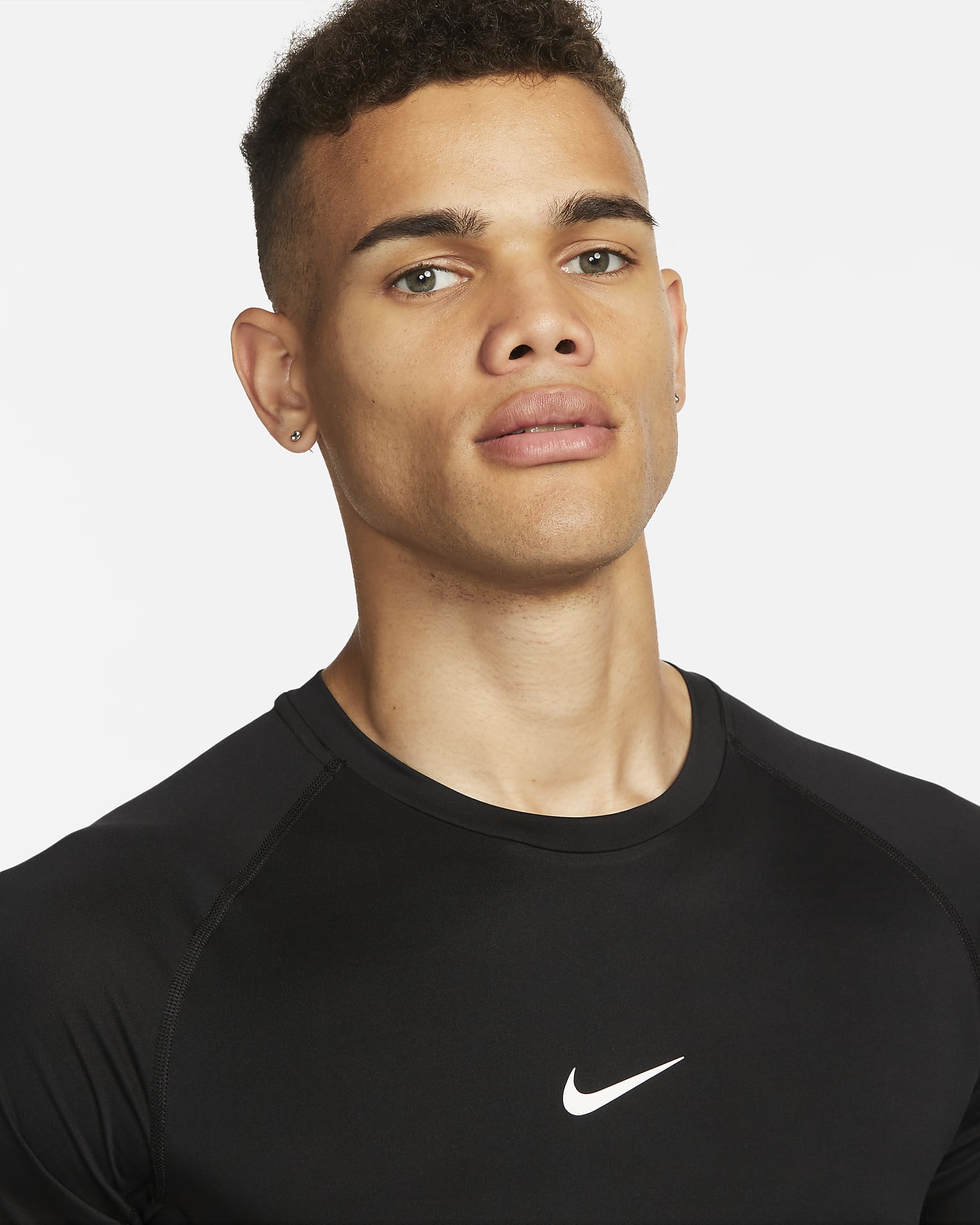 Nike Pro Men's DriFIT Tight ShortSleeve Fitness Top. Nike UK