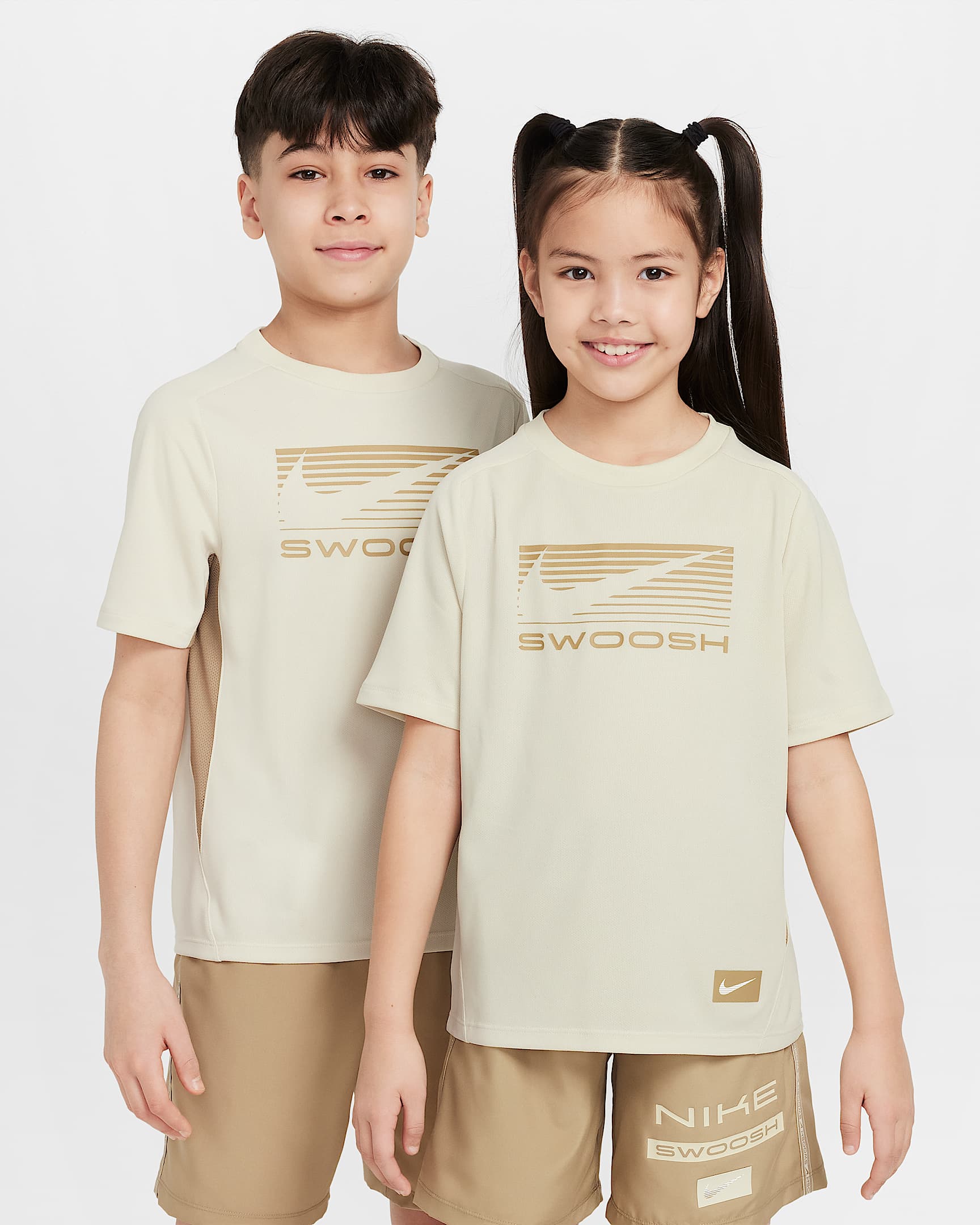 Playera de manga corta Dri-FIT para niños talla grande Nike Multi - Caqui claro/Beige paracaídas