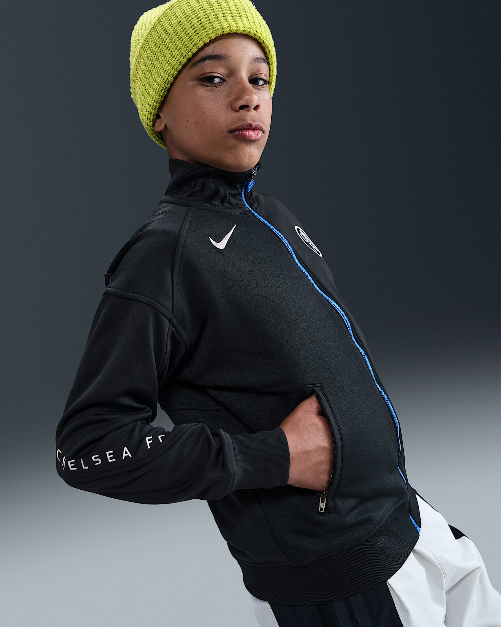 FC Chelsea Academy Pro Third Nike Dri-FIT Total 90 Fußball-Hymnenjacke (ältere Kinder) - Schwarz/Game Royal/Field Silver