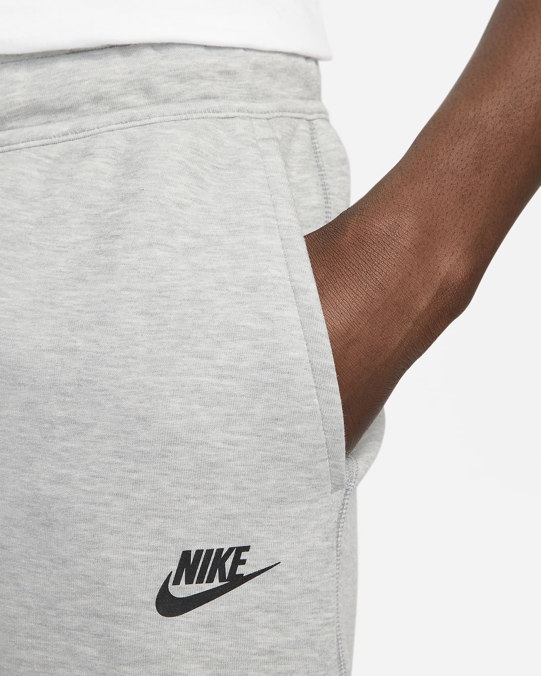 Nike Sportswear Tech Fleece Herren-Jogger - Dark Grey Heather/Schwarz