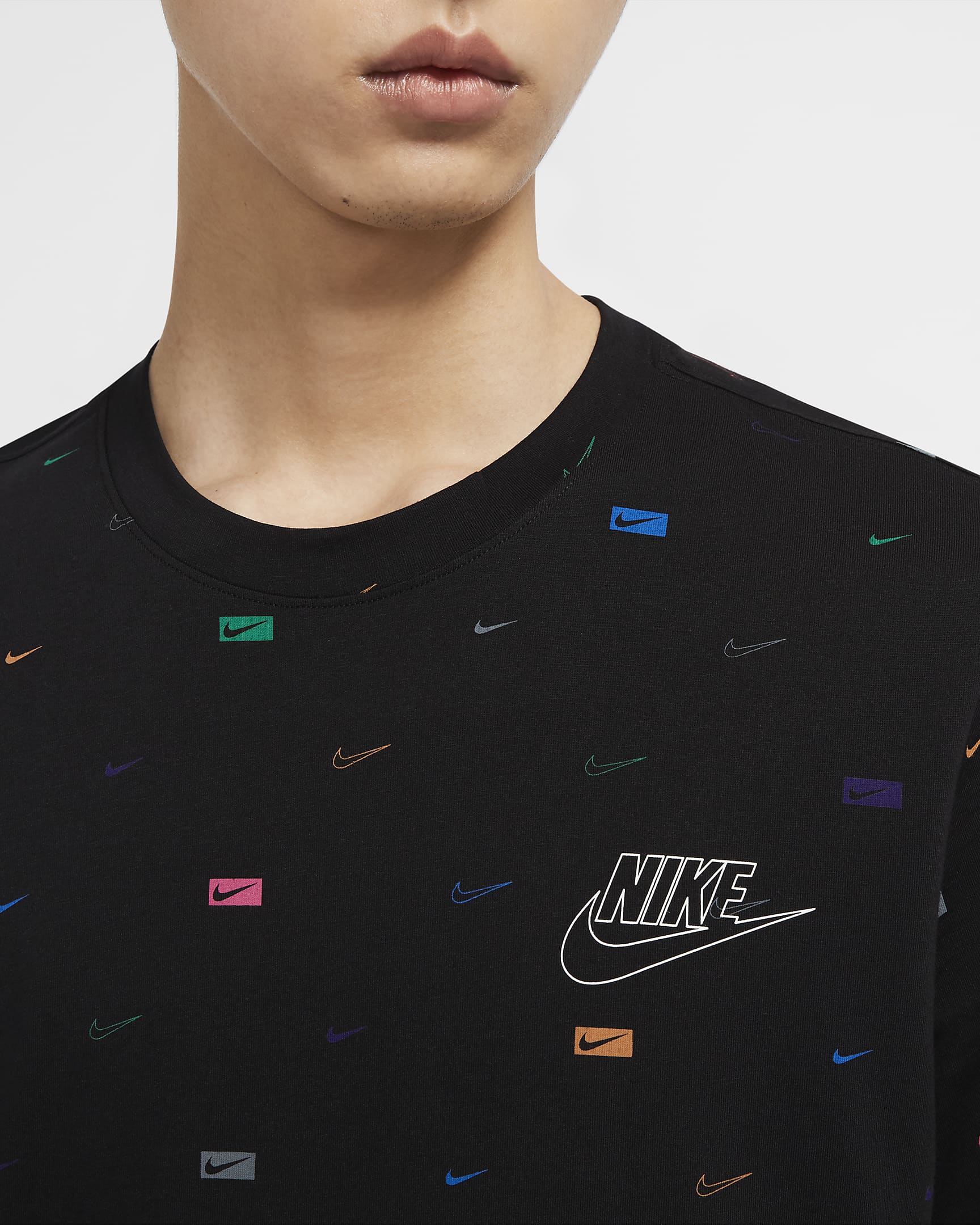 Nike Sportswear Men's Printed T-Shirt - Black