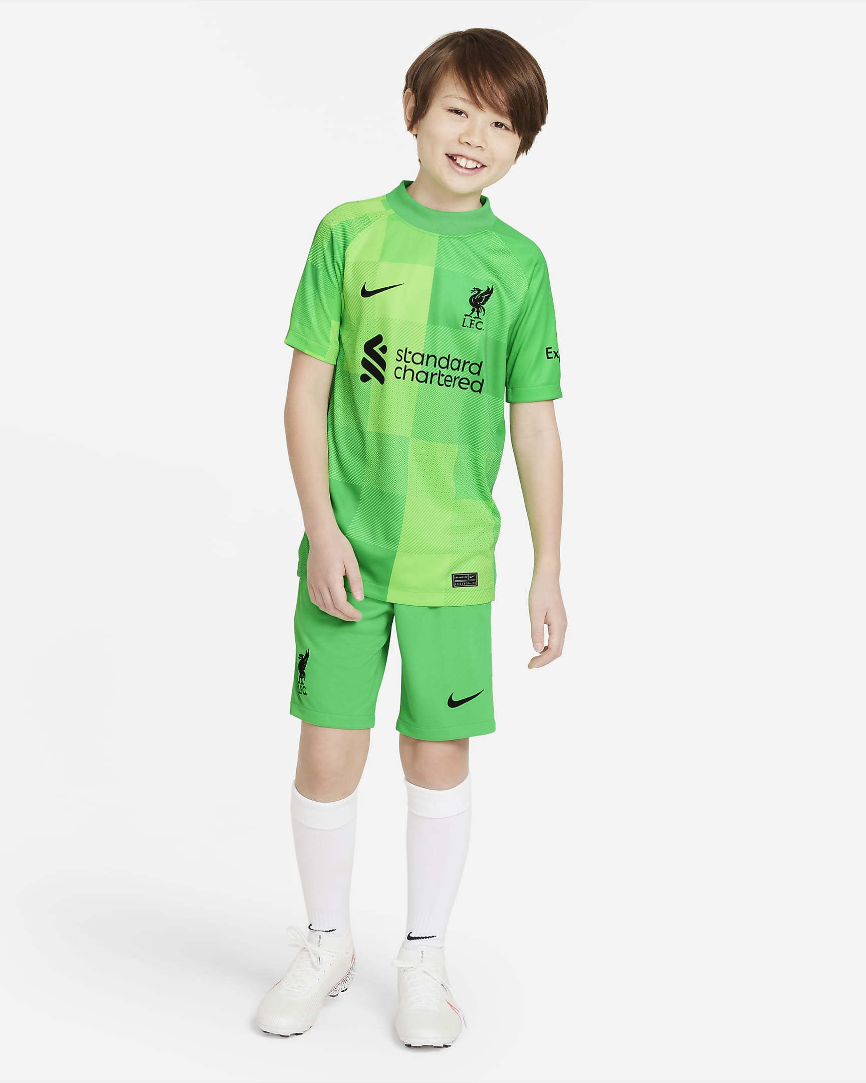Liverpool F.C. 2021/22 Stadium Goalkeeper Older Kids' Football Jersey ...