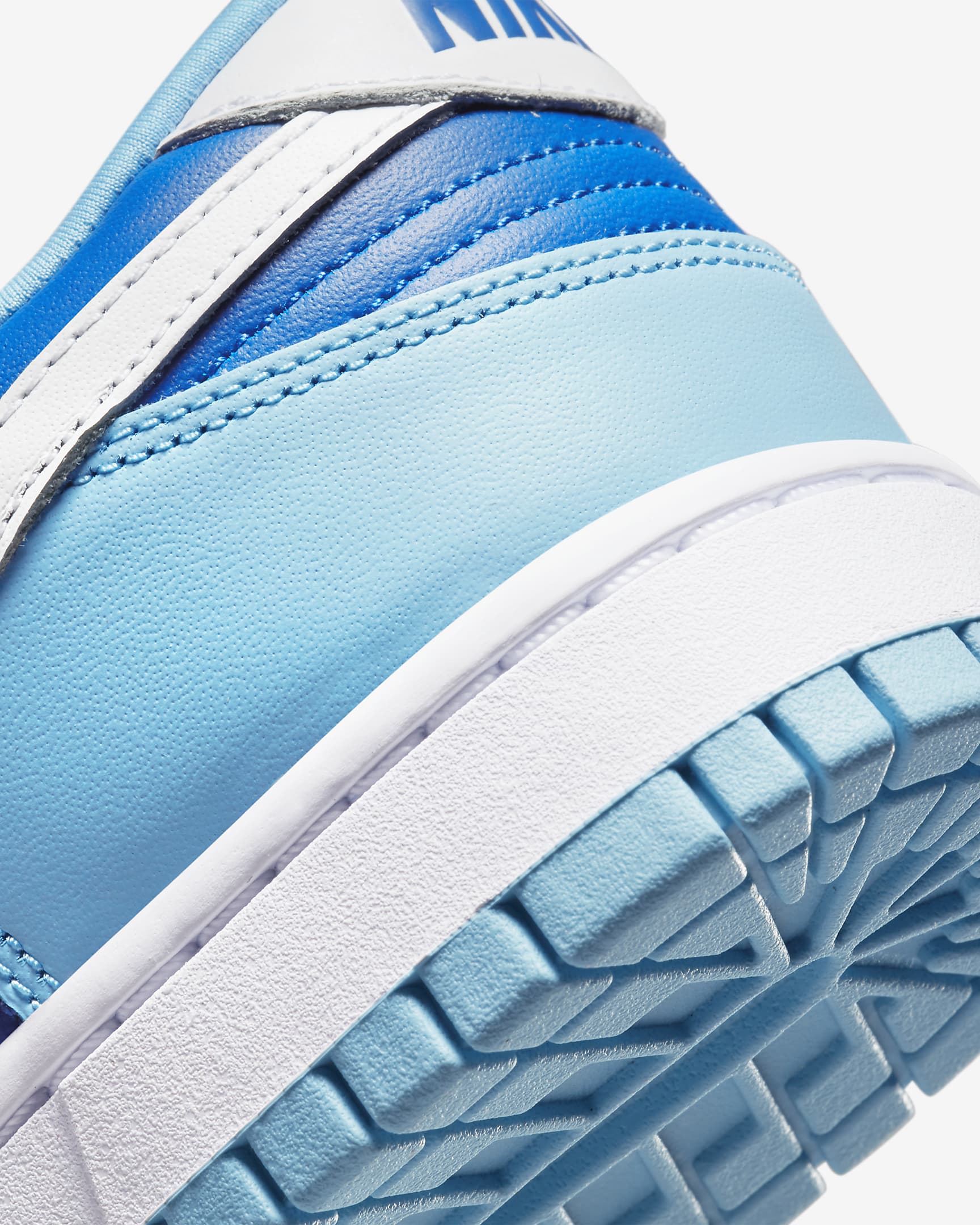 classic nike shoes