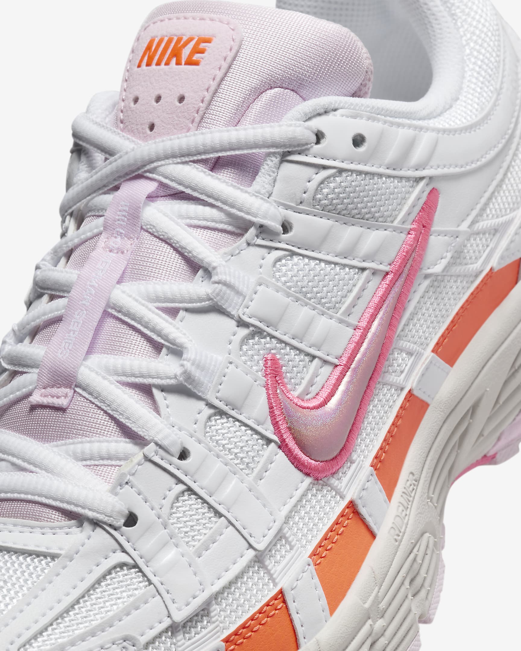 Nike P-6000 Zapatillas - Blanco/Hyper Crimson/Pink Foam/Digital Pink