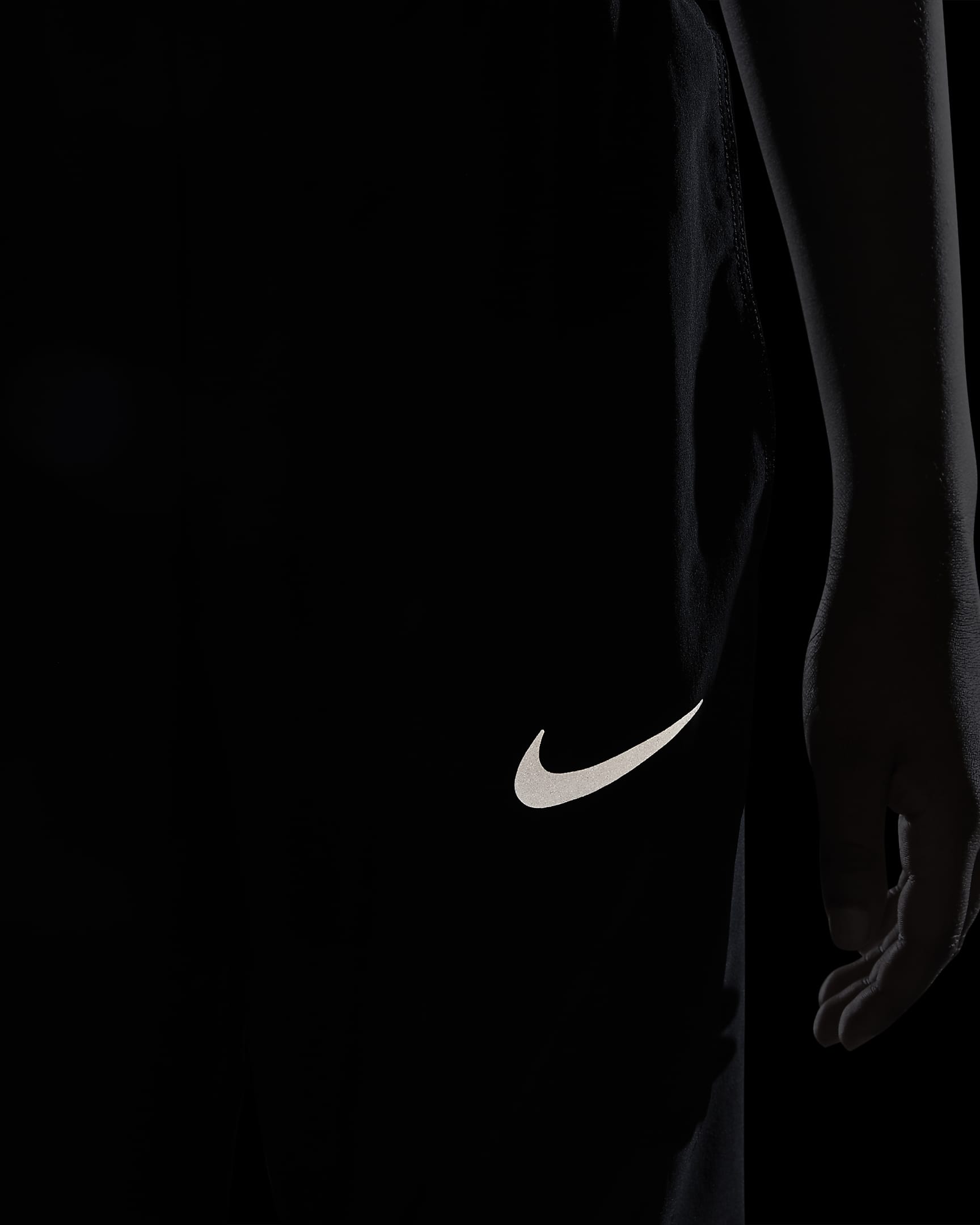 Nike Dri-FIT Older Kids' (Boys') Woven Training Trousers. Nike UK