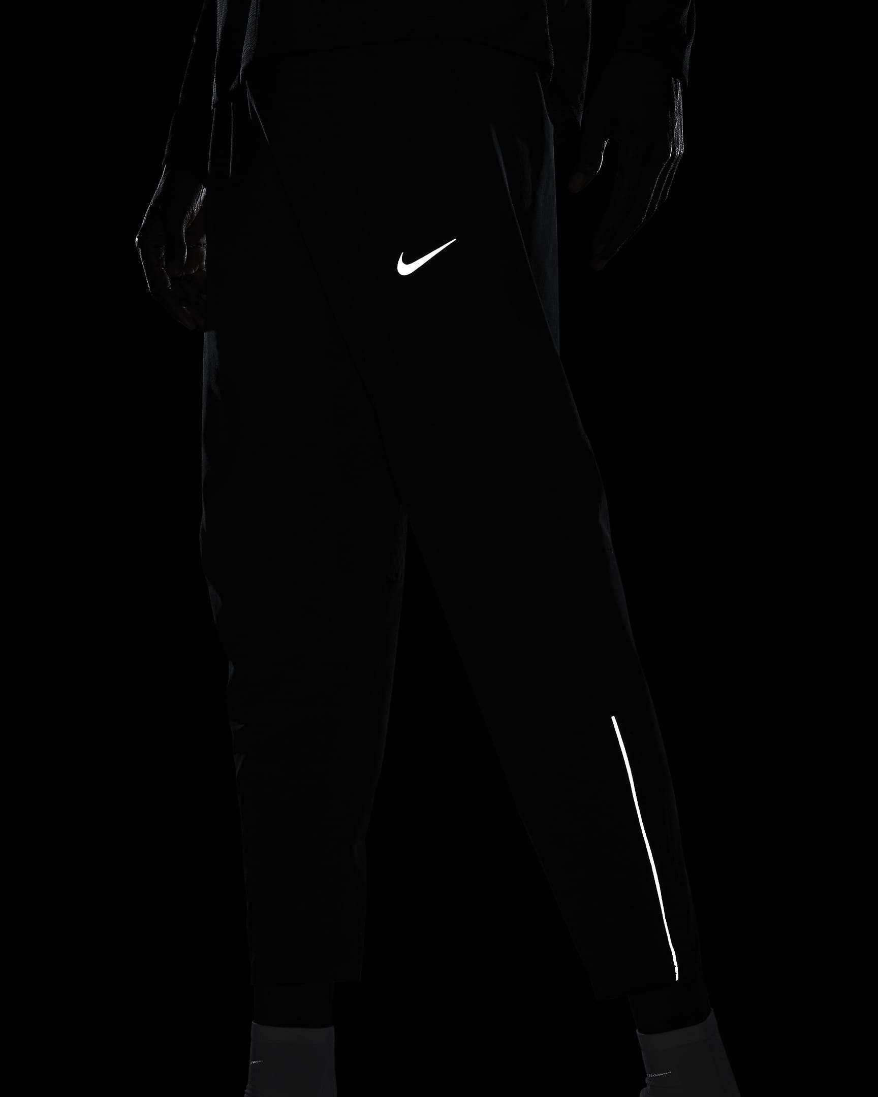 Nike Phenom Men's Dri-FIT Woven Running Trousers - Black