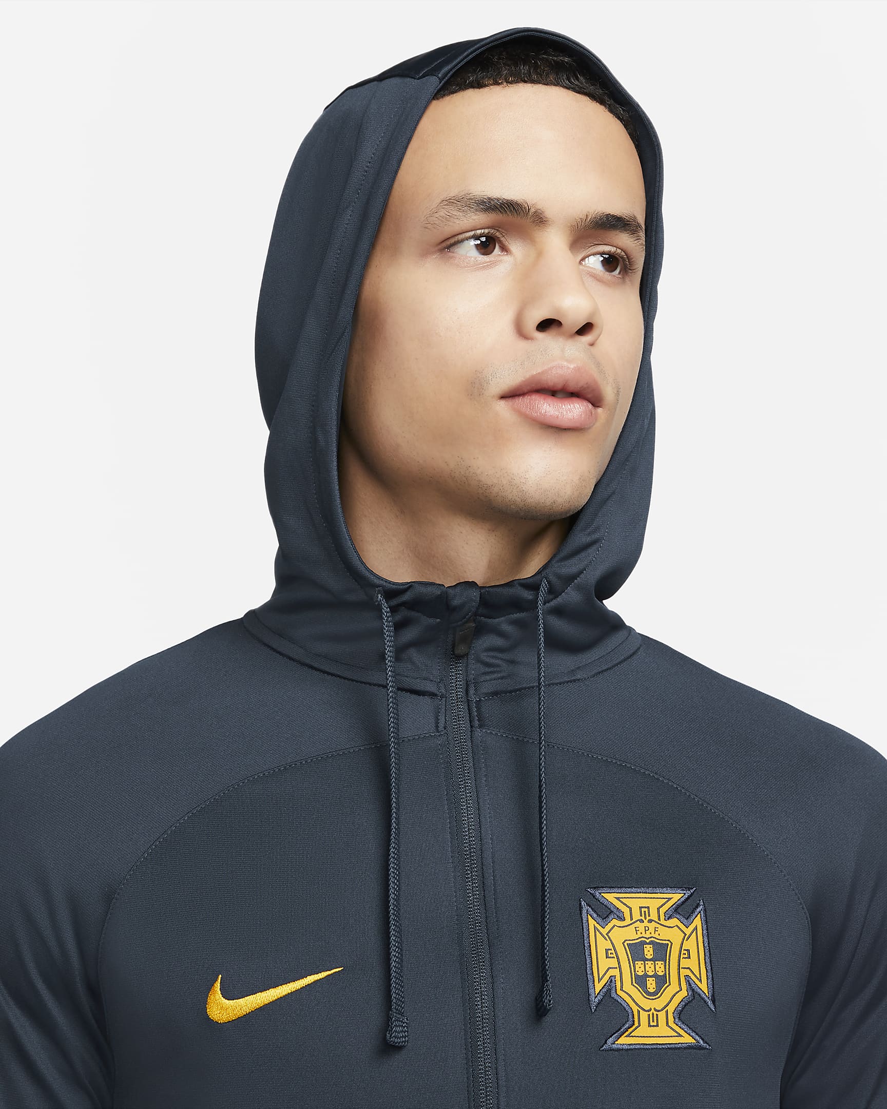 Portugal Strike Men's Nike Dri-FIT Hooded Football Tracksuit. Nike CH