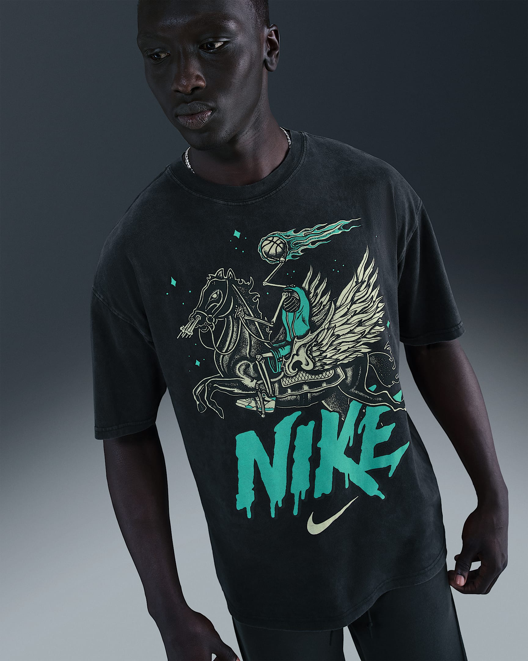 Nike Men's Max90 Basketball T-Shirt - Black/Bleached Turquoise