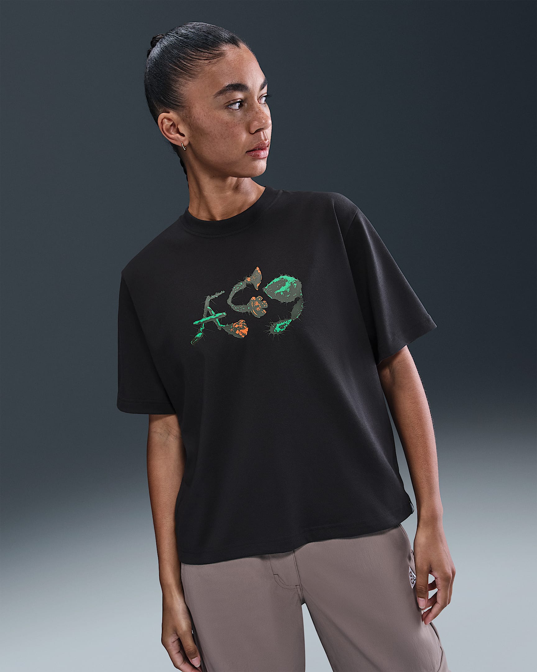 Nike ACG Women's Short-Sleeve T-Shirt - Black